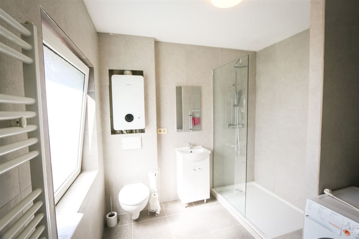 Instapklaar en energiezuinig appartement met moderne afwerking nabij haven en strand van Blankenberge foto 4