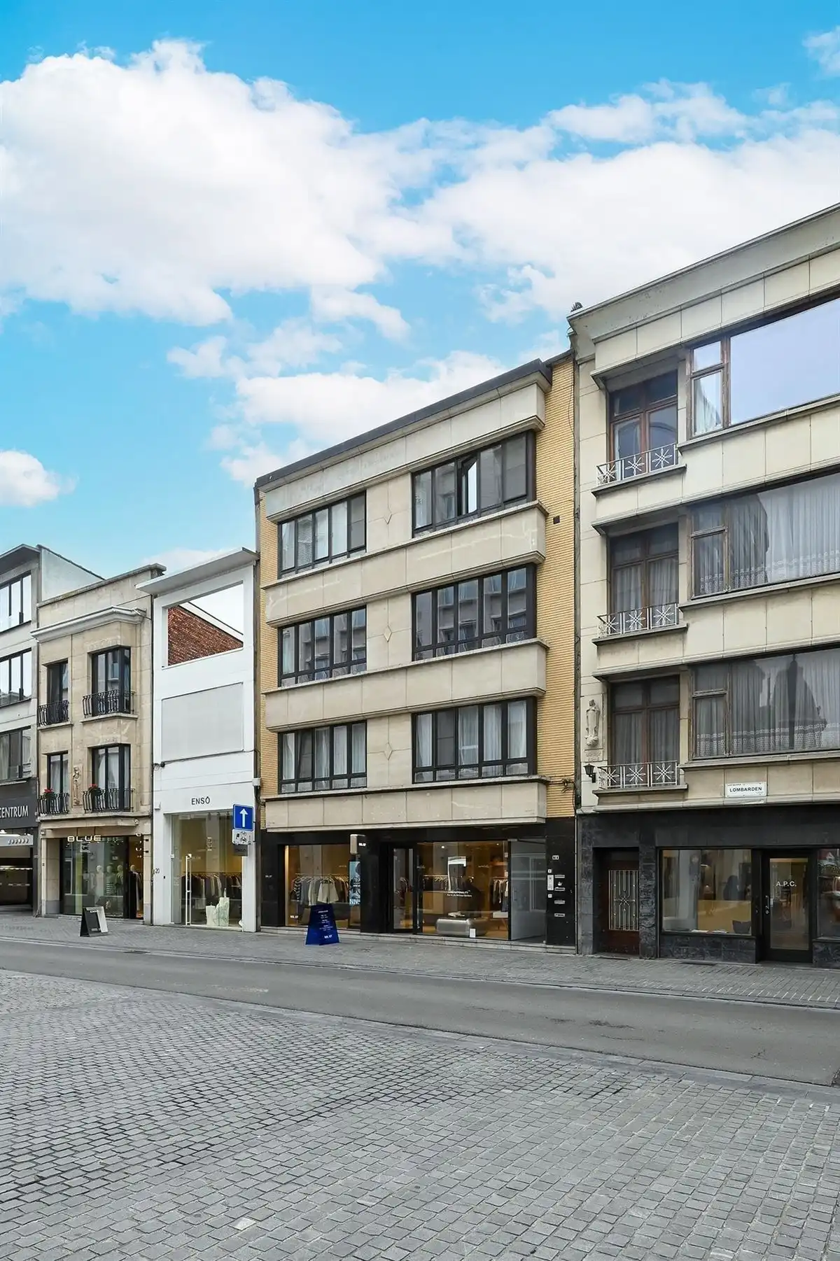 Op te frissen 2-slaapkamerappartement aan de Wilde Zee foto 31