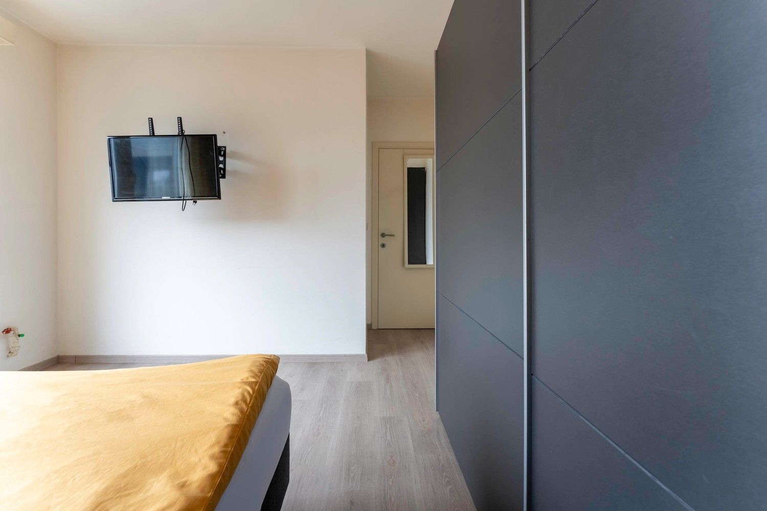 Mooi appartement te koop van 96 m² met 2 slaapkamers in het centrum van Neerpelt. foto 18