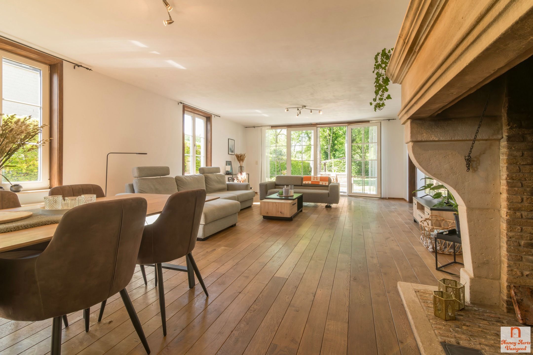 Tijdloze pastoriewoning in het groene Tervant foto 9