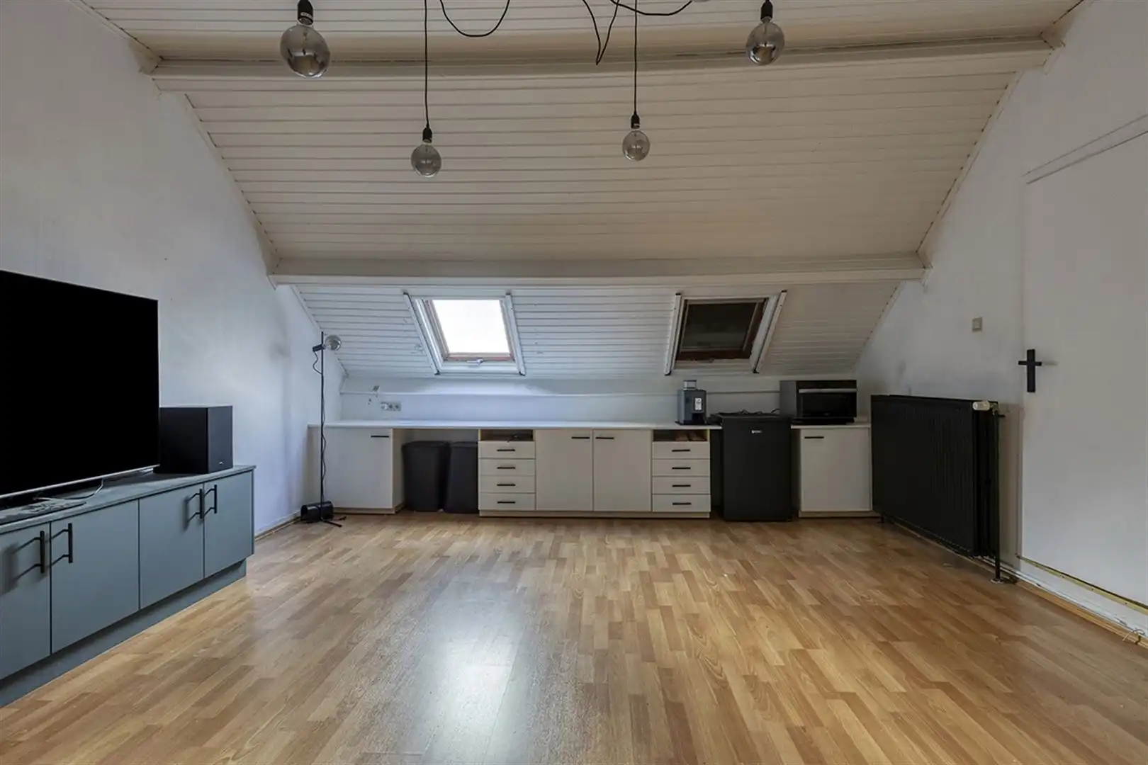 GEZINSWOINING OP TOPLOCATIE !!! foto 17