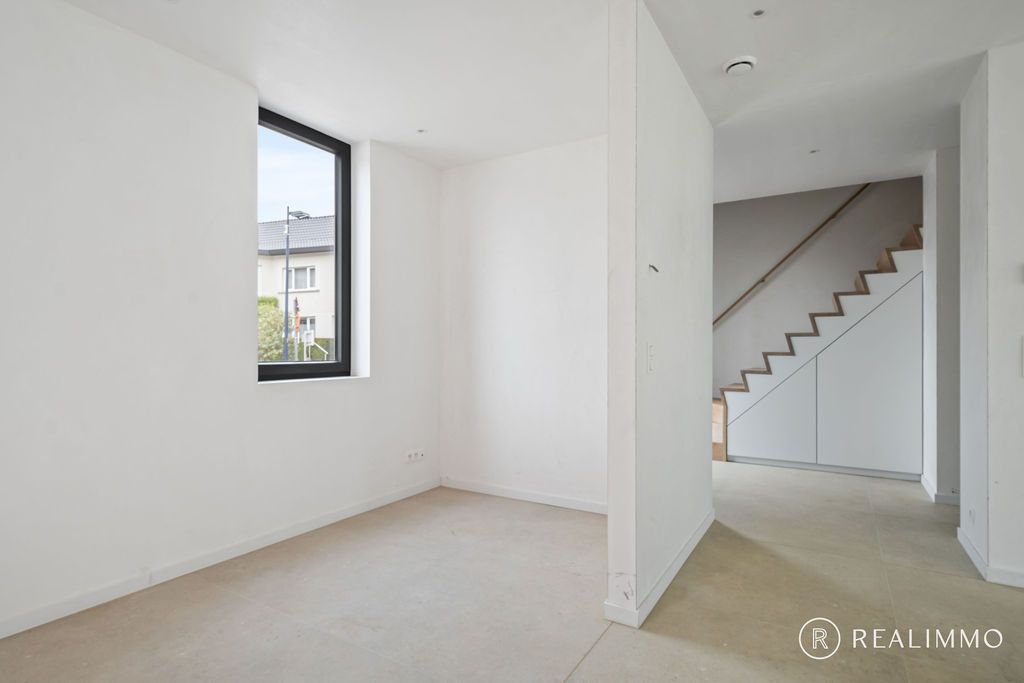 Ruime, moderne nieuwbouwwoning in hartje Ruien foto 8