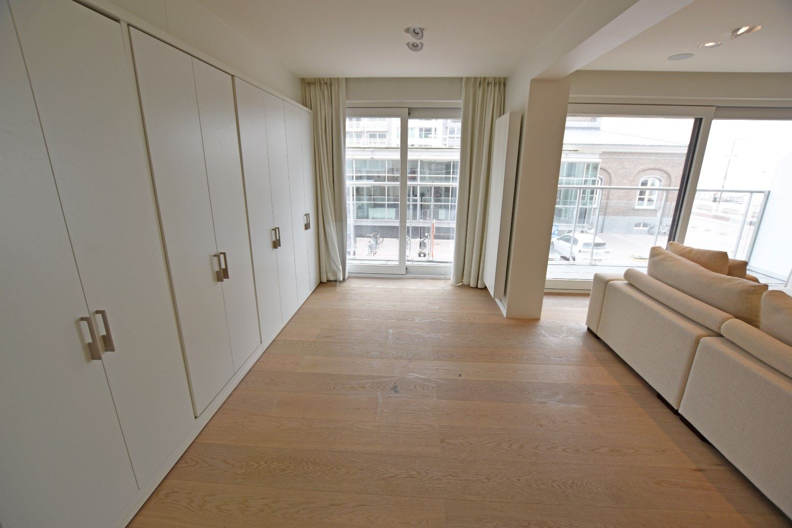 Mooi appartement met zijdelings zeezicht, centraal gelegen op het Lichttorenplein foto 4