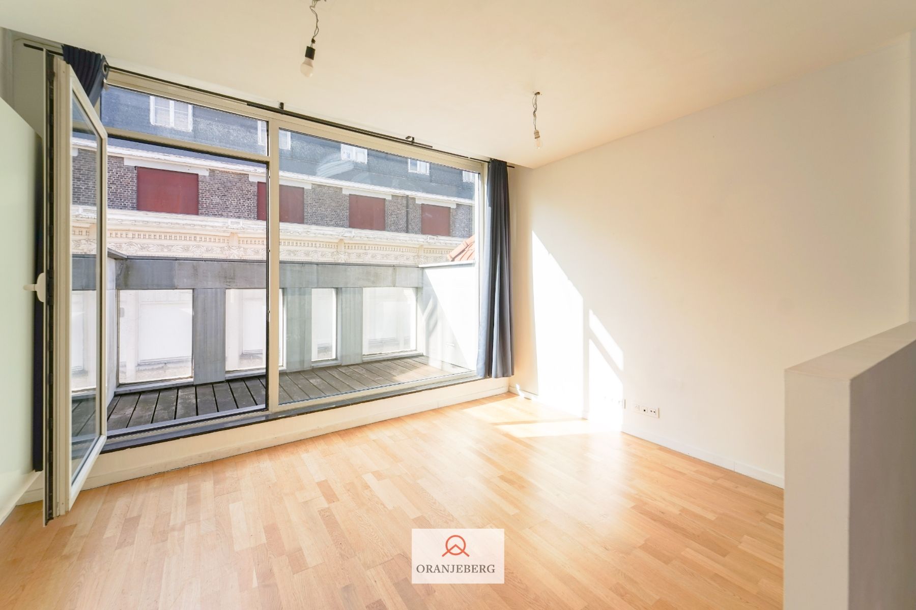 Duplex appartement met 2 terrassen vlakbij Kouter foto 2