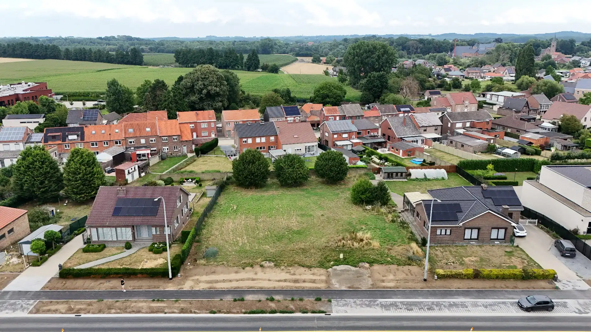 Bouwgrond voor open bebouwing centrum van Heers foto 4