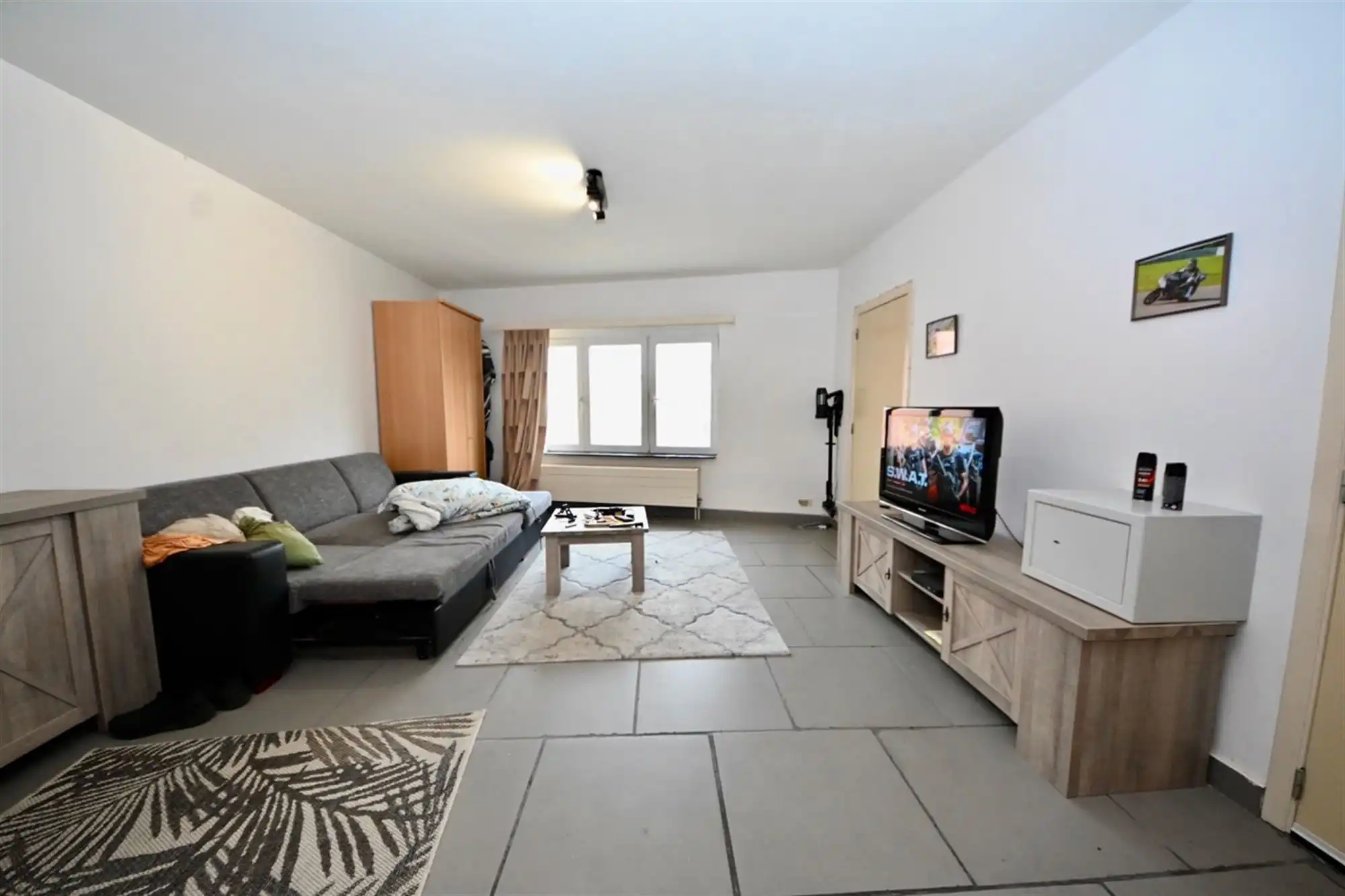 Appartement met 2 slaapkamers, garage en terras. foto 3