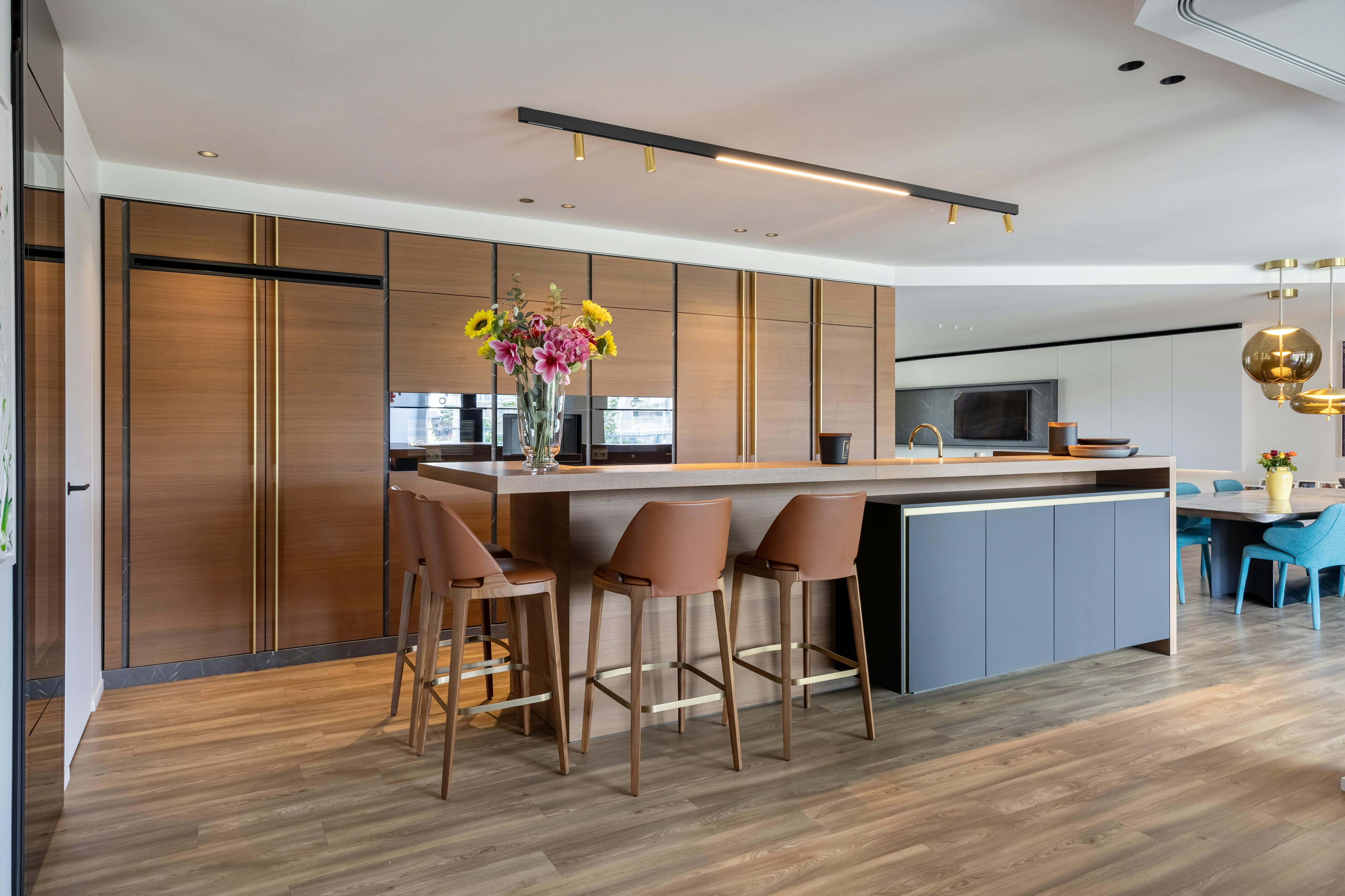 Luxe appartement van 235 m² aan de Blauwe Boulevard te Hasselt foto 10