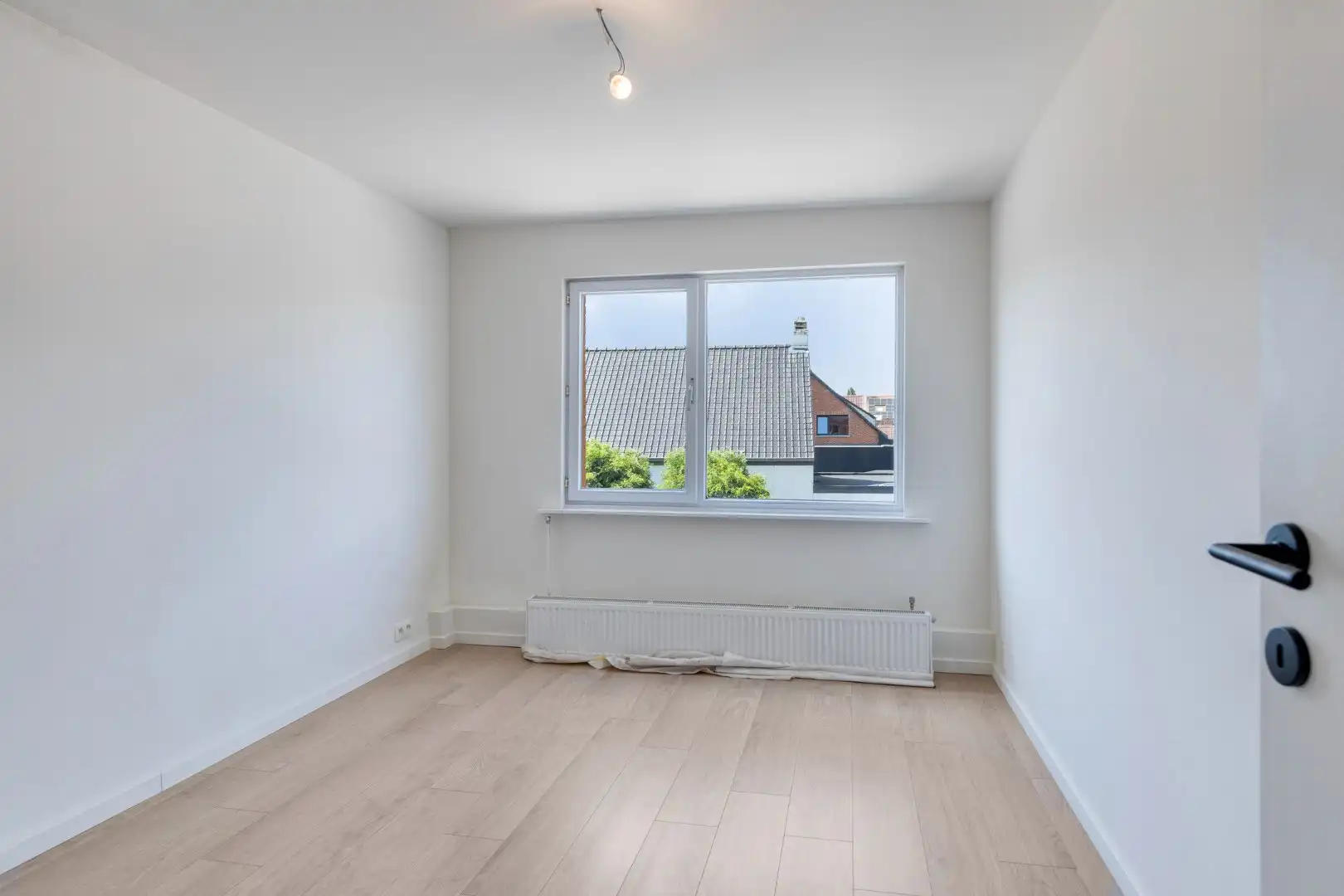 Woning met 5 slaapkamers, rustig gelegen in het centrum van OLV Olen ! foto 18