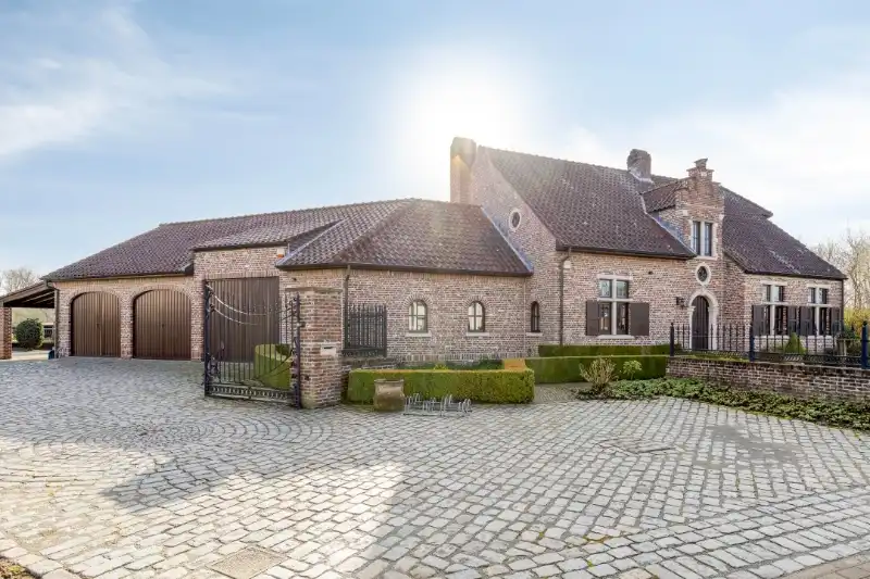 Villa Te Bonheiden foto {{pictureIndex}}