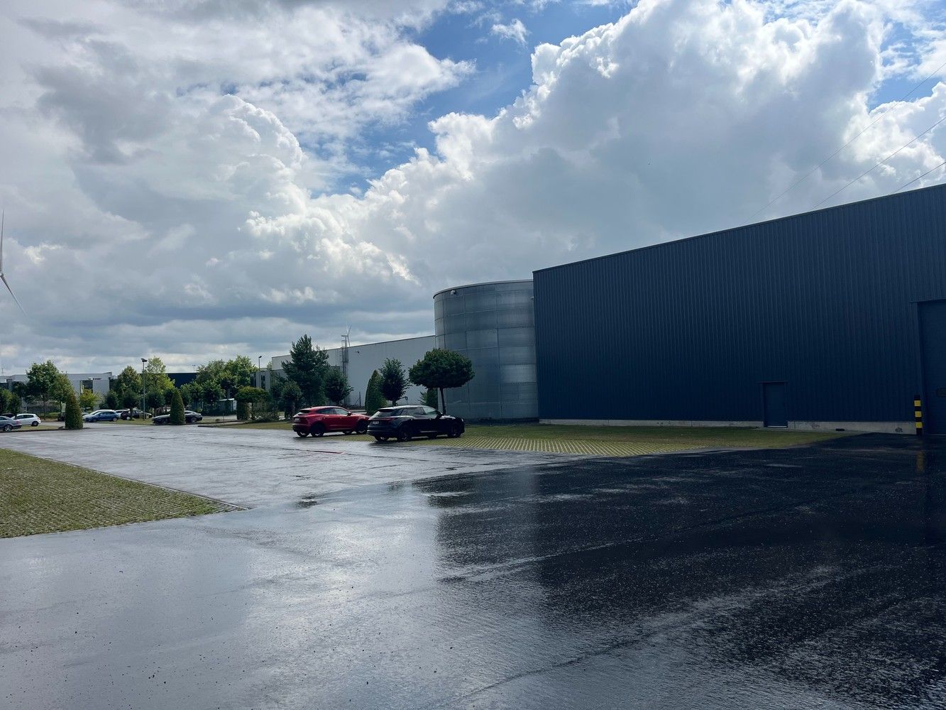 7012m² magazijn met luifel foto 9