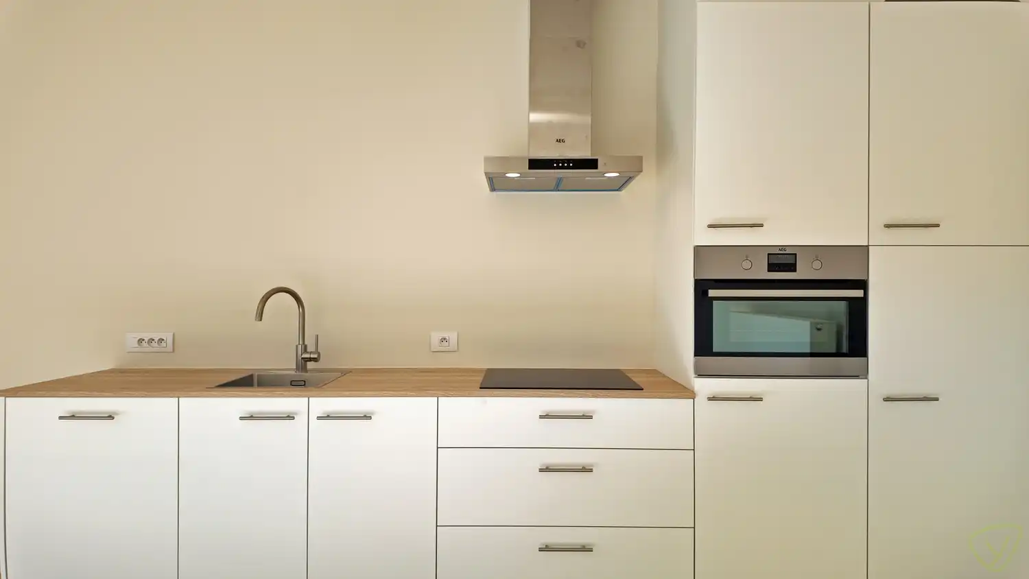 Comfortabel wonen of slim investeren op korte afstand van het centrum van Eeklo foto 5