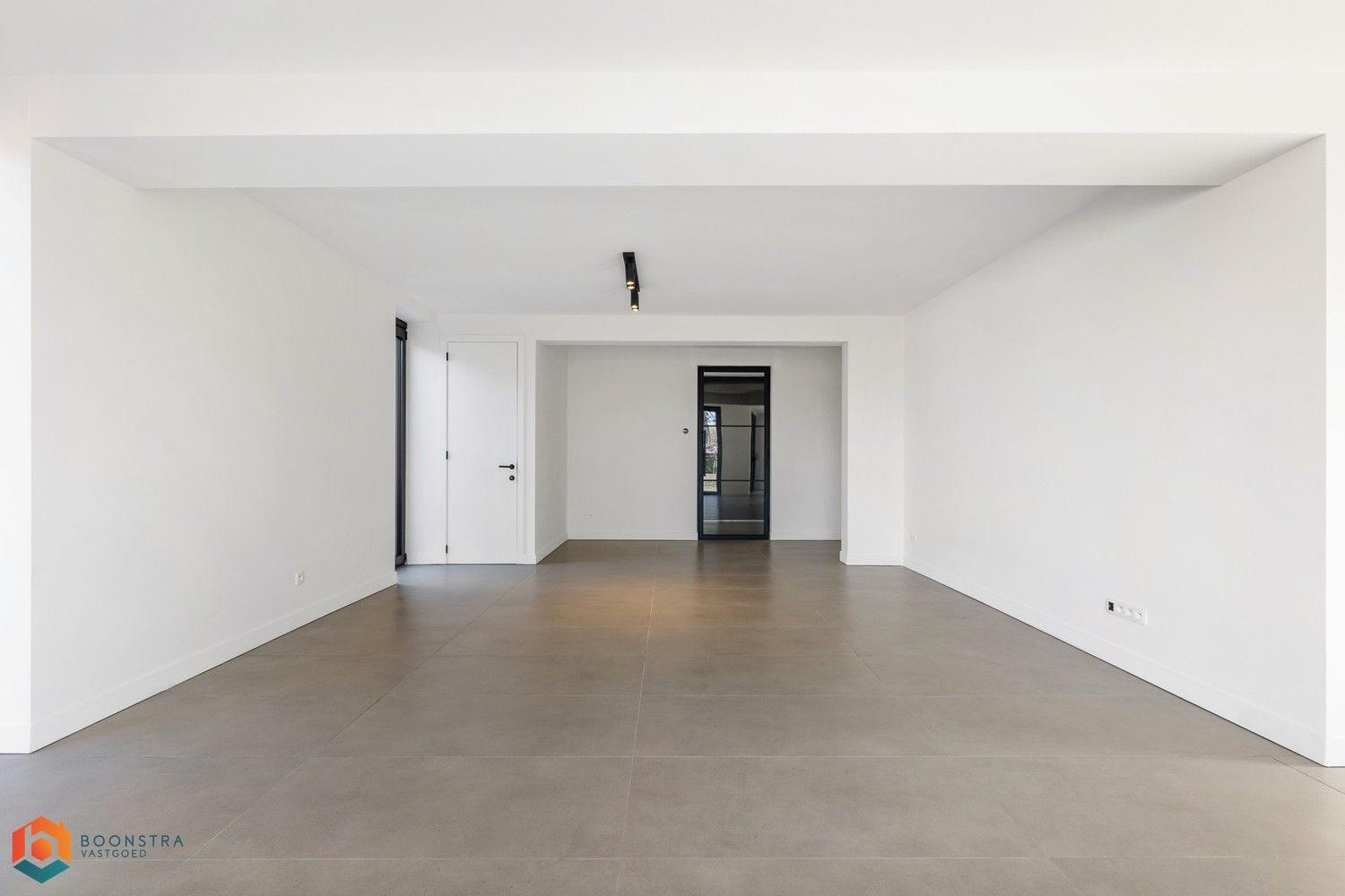 BEN villa met 4 slpkrs en ruime tuin aan 6% BTW foto 6