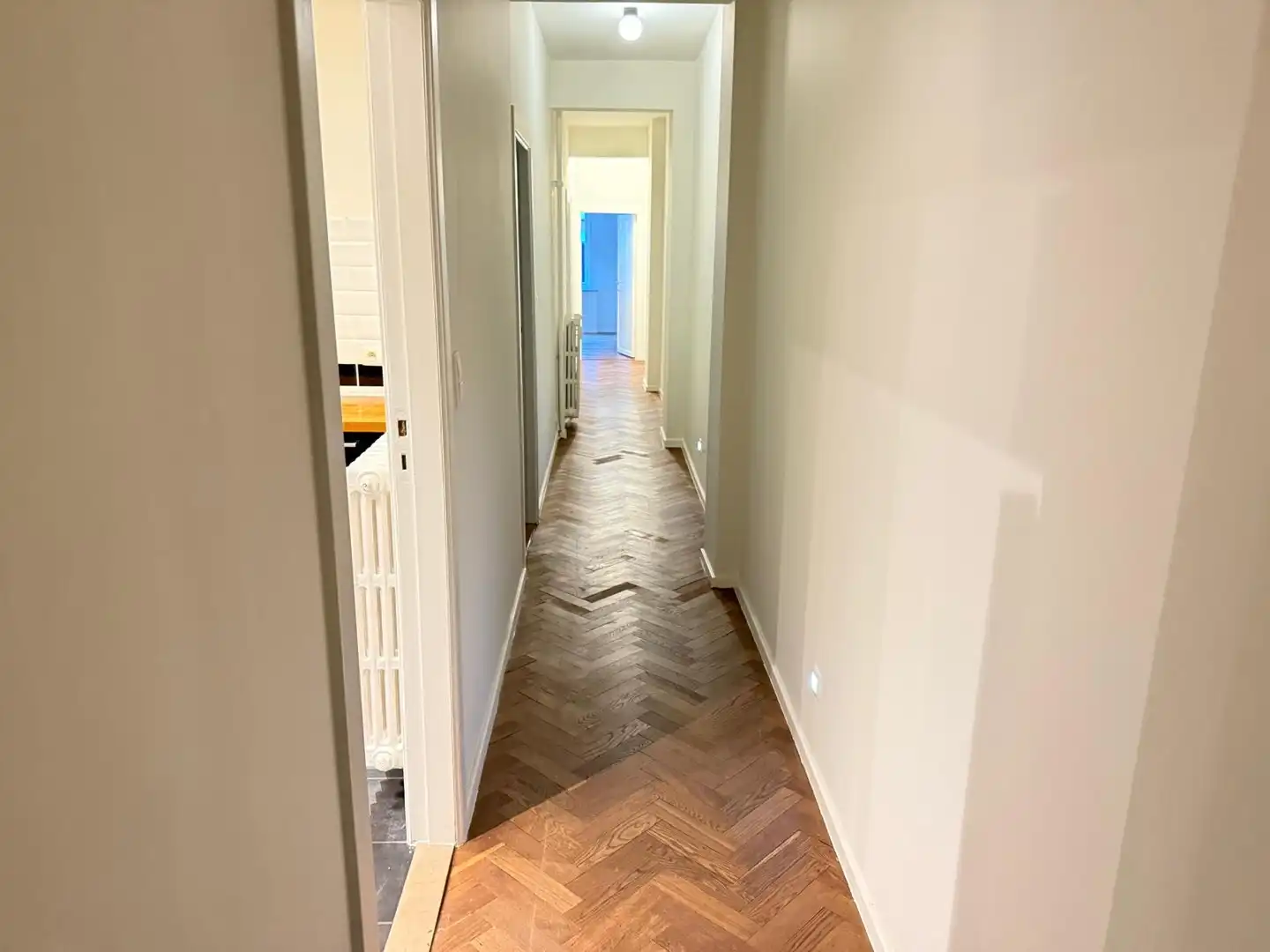 RUIM GELIJKVLOERSAPPARTEMENT foto 9