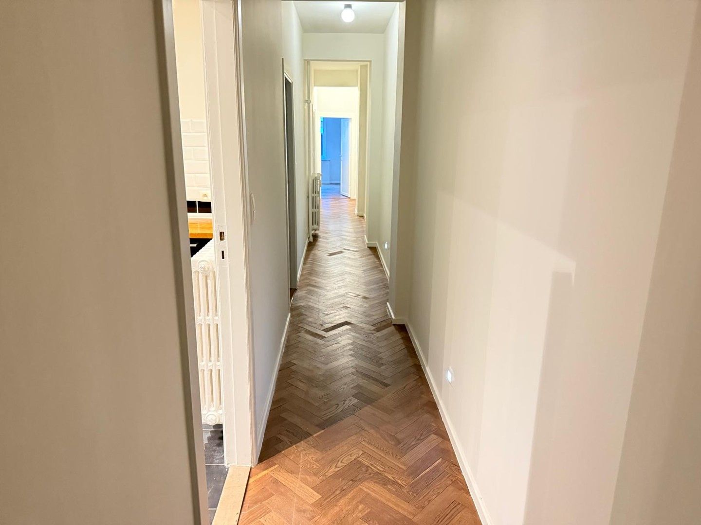 RUIM GELIJKVLOERSAPPARTEMENT foto 9