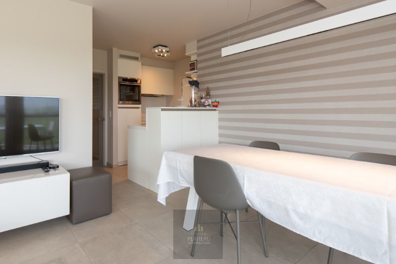 Instapklaar hoekappartement met zicht op de jachthaven en het maritiem park. foto 13