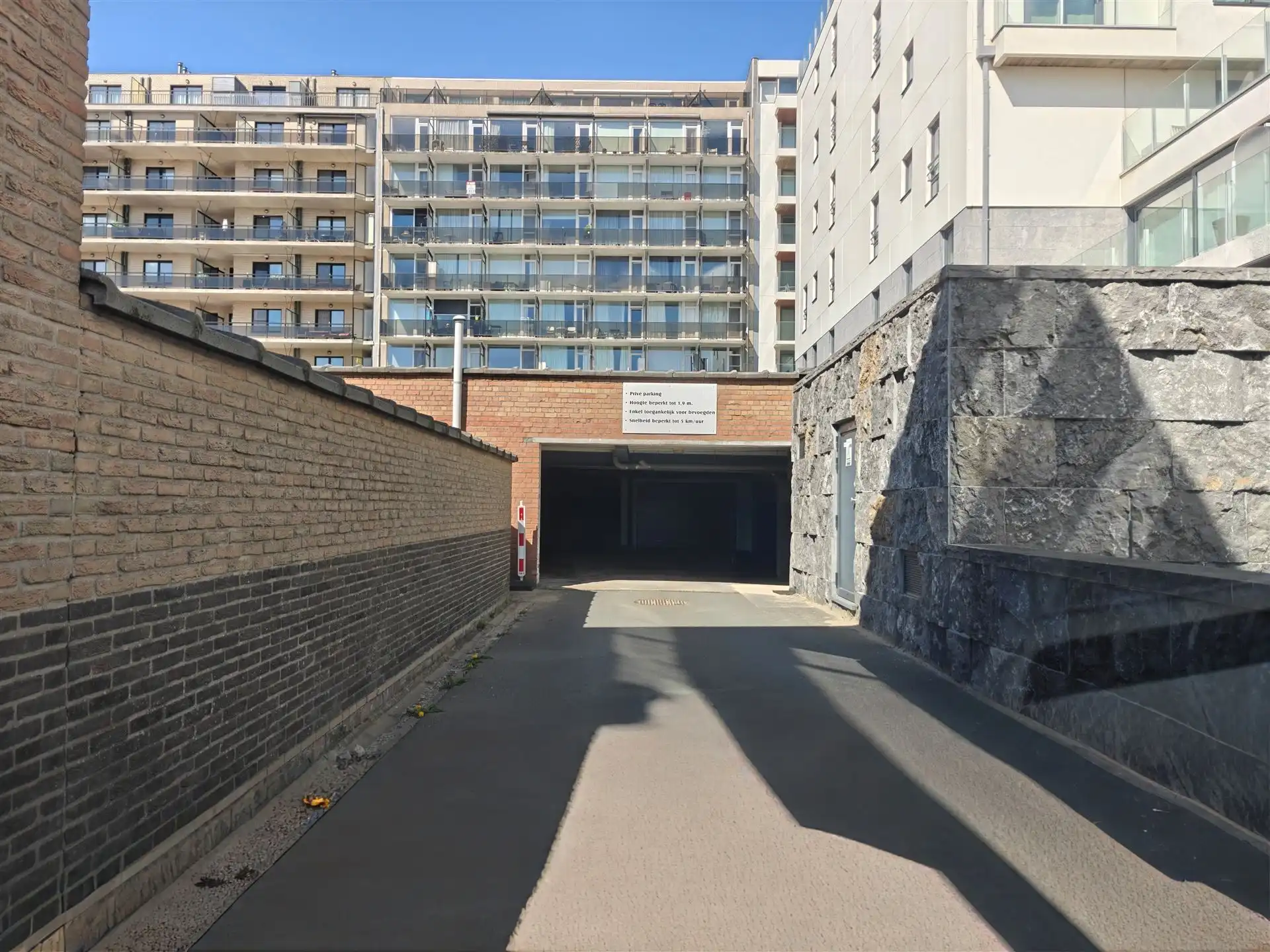 Autostaanplaats foto 3