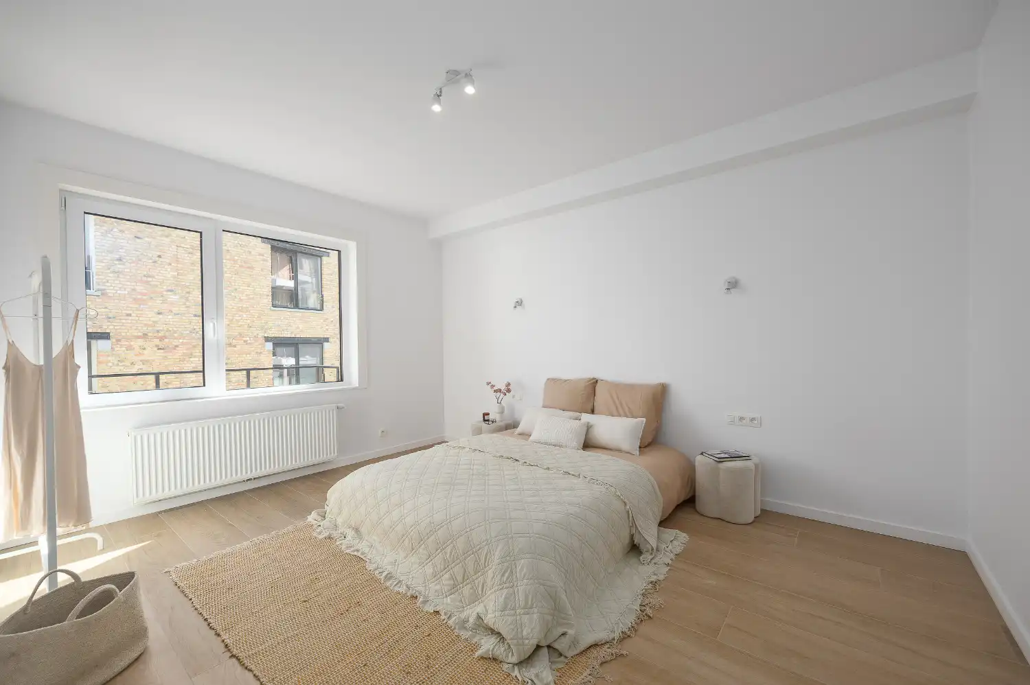 Gerenoveerd drie slaapkamer appartement foto 11