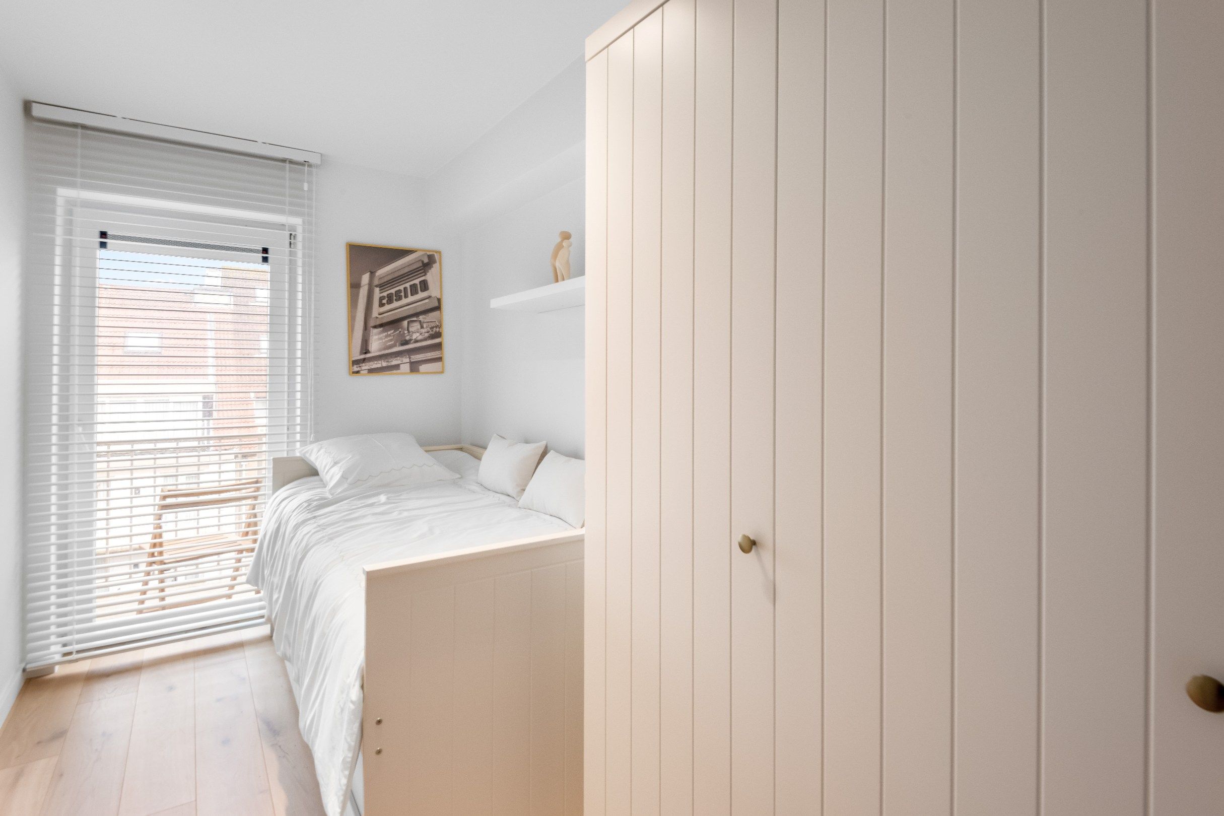 Instapklaar appartement met zuid-west oriëntatie gelegen in het centrum van Knokke. foto 15