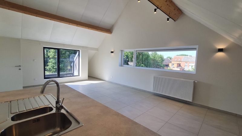 instapklaar 3 slaapkamer appartement met autostaanplaats foto 3