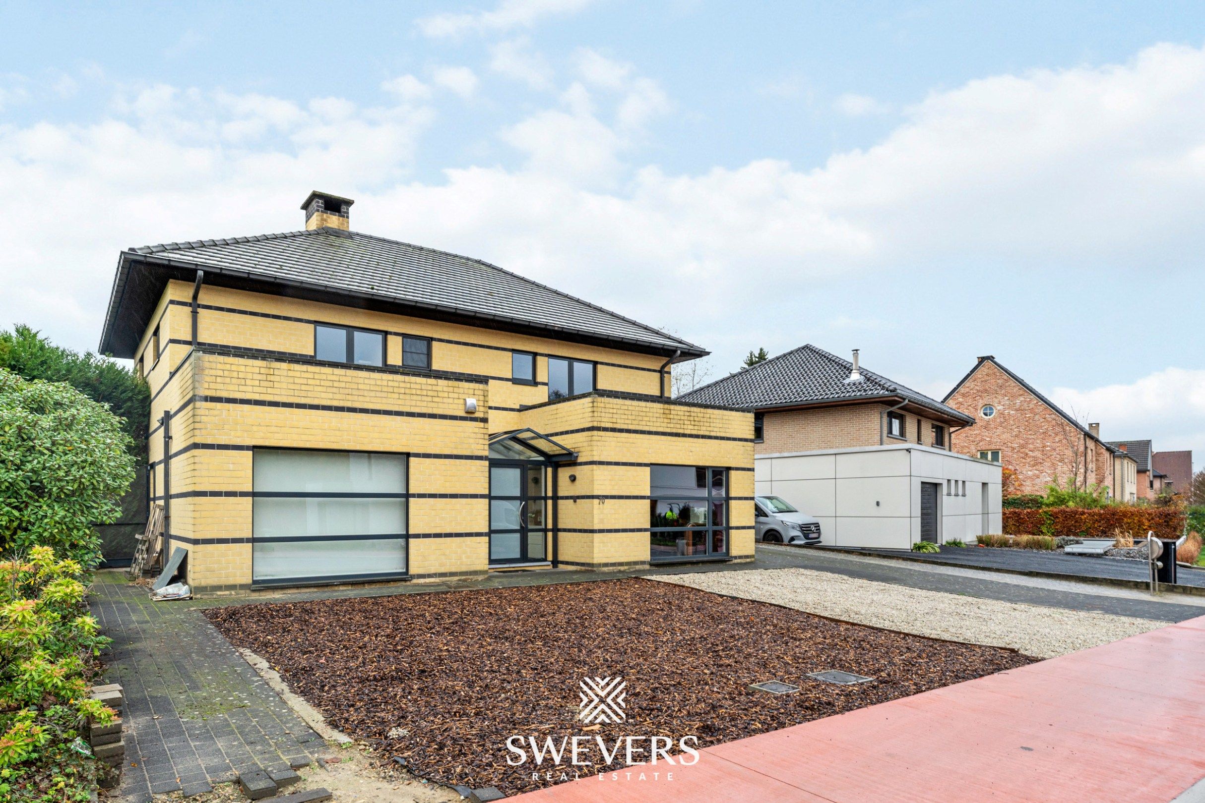 Instapklare ruime woning met praktijkruimte in residentiële buurt van Hasselt foto 33