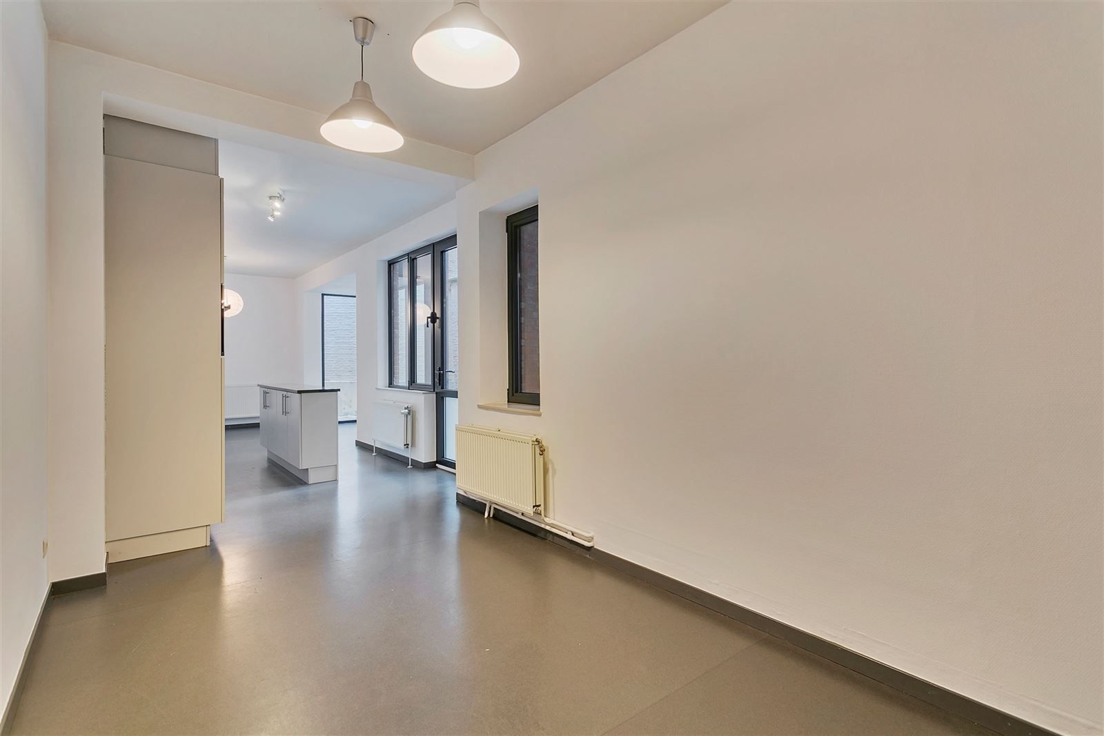 Gelijkvloers appartement met 2 slaapkamers op het Zuid met terras. foto 7