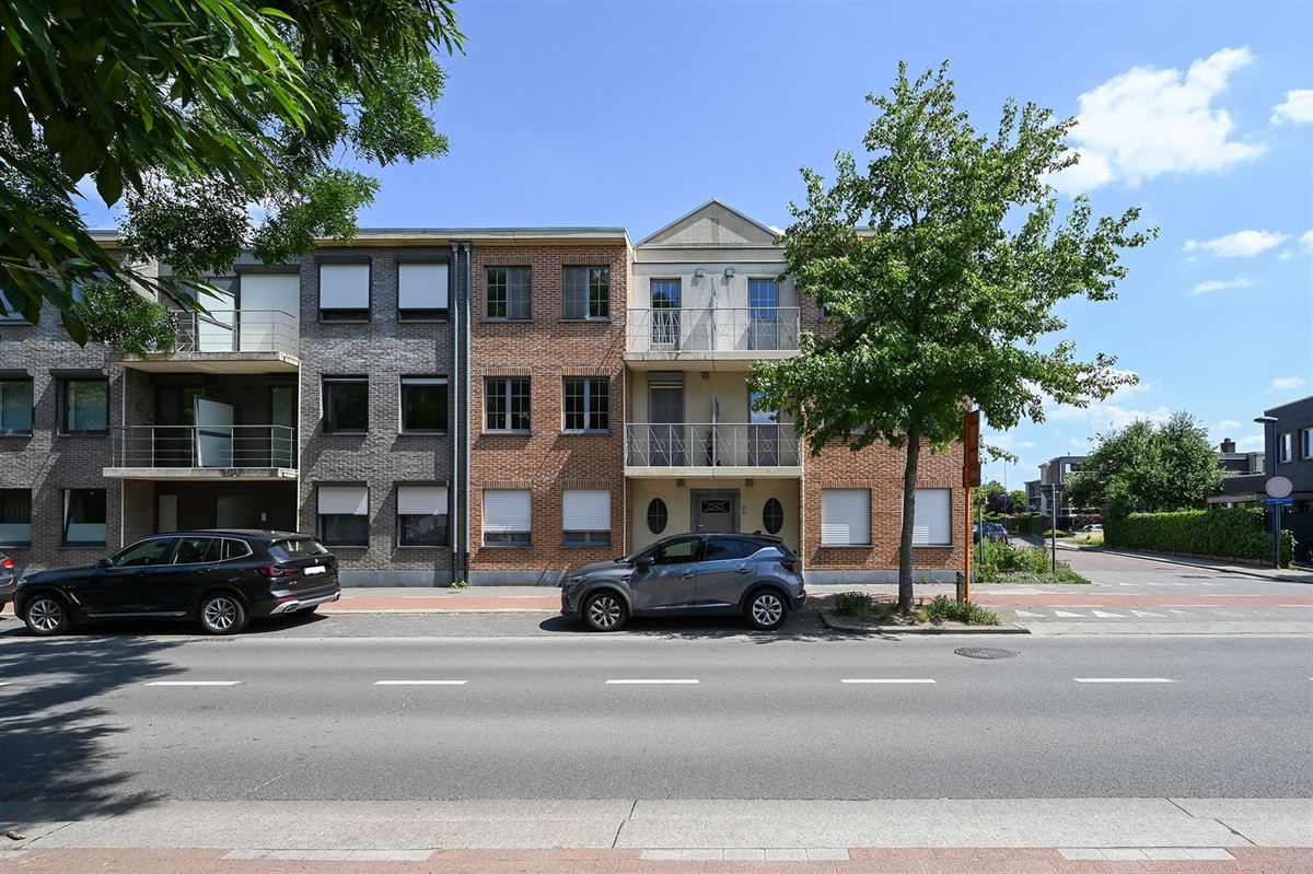 Stijlvol appartement met 2 slaapkamers, 2 terrassen en garageplaats foto 24