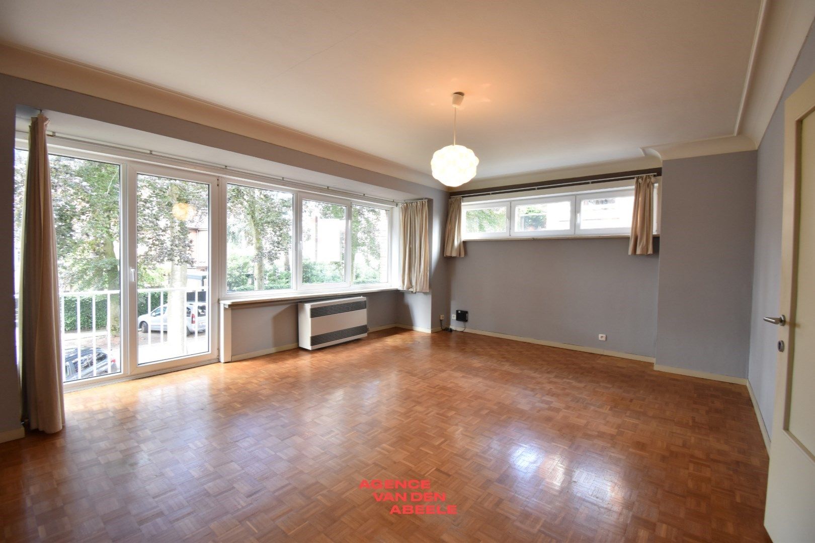 Instapklaar en charmant 2 slaapkamer appartement foto 3