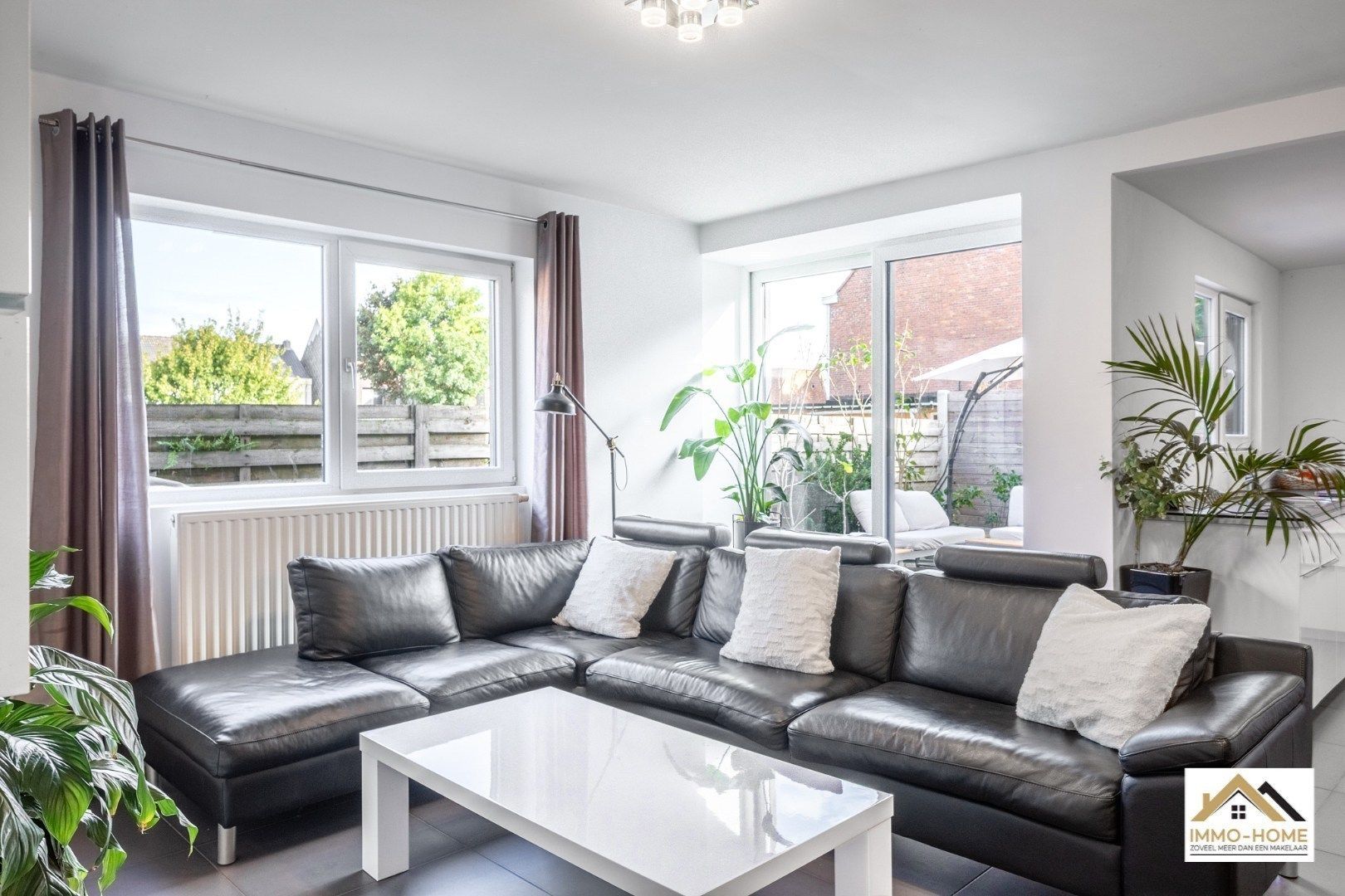 Gerenoveerde Gesloten bebouwing nabij centrum van Lokeren foto 13