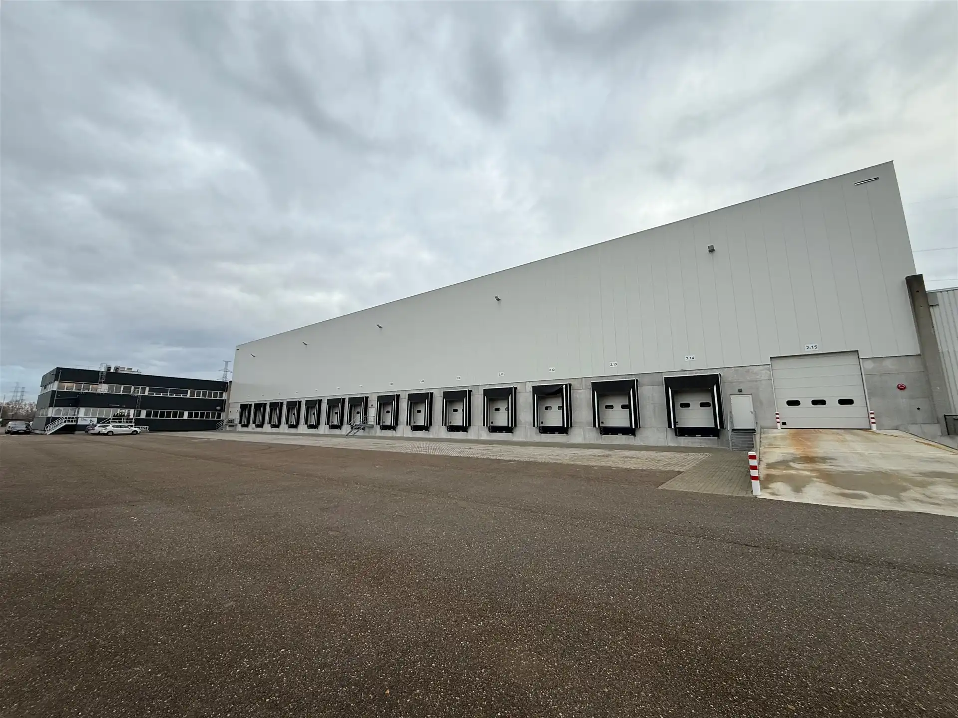 Industrieel terrein te huur 3600 GENK