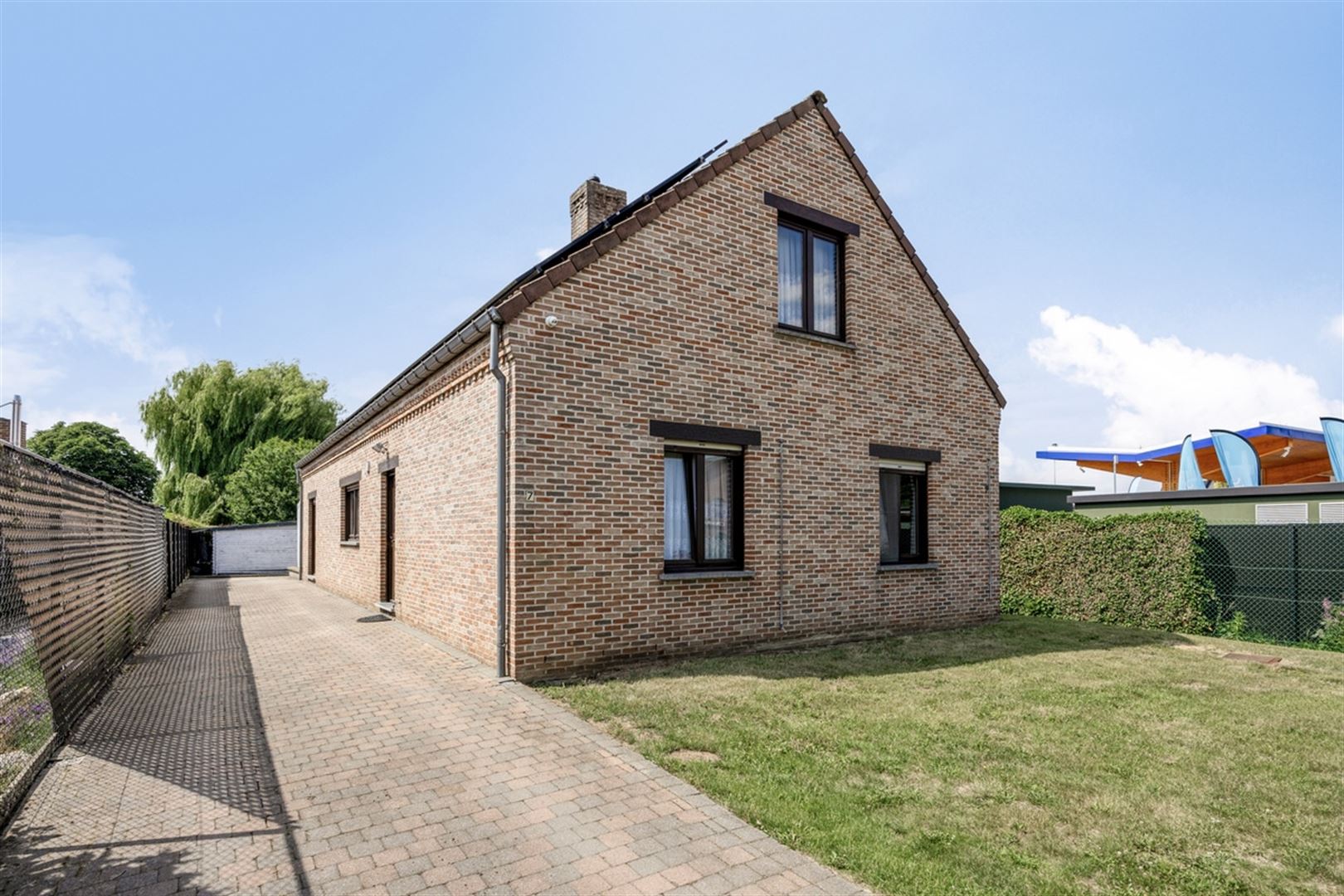TE KOOP: Vrijstaande woning te Heusden-Zolder! foto 2
