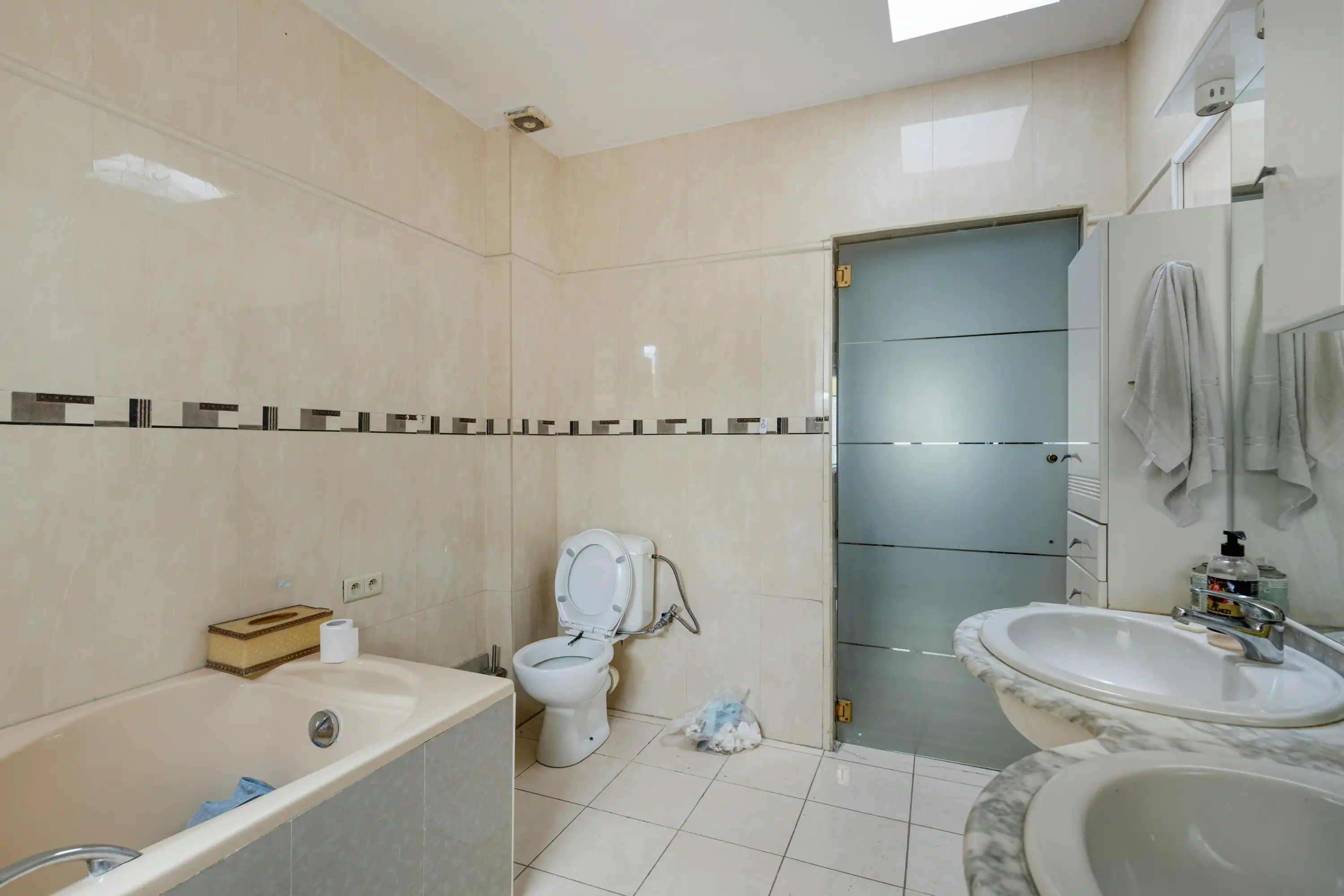 Bel-Étage Woning met Tuin & Garage foto 20