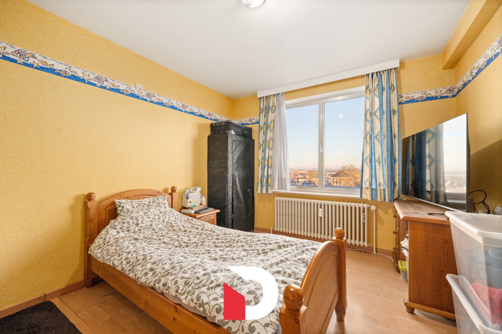 Aangenaam en lichtrijk app. op 6de verdiep met 2 slk.'ers op een toplocatie nabij het centrum van Brugge. foto 8