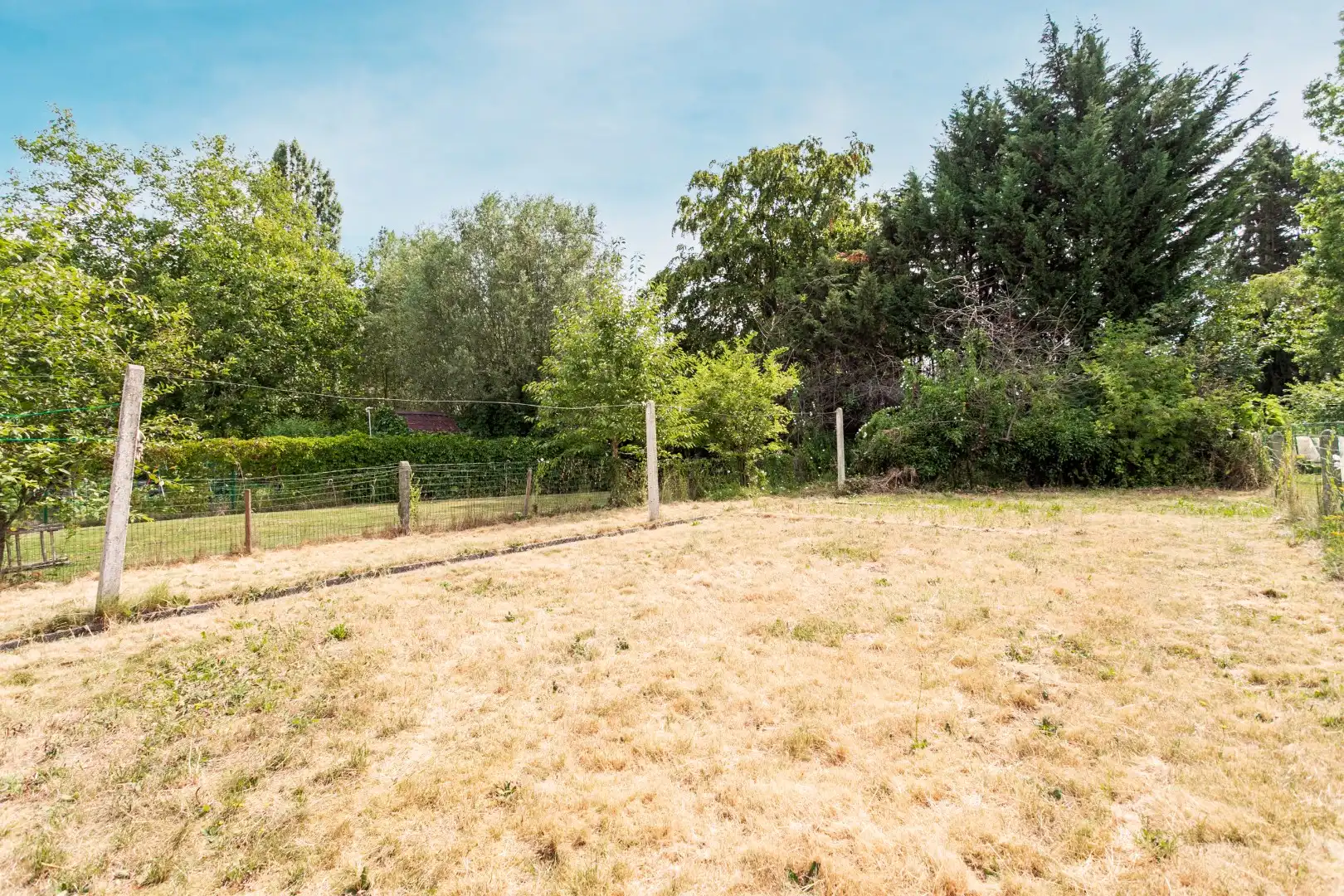 Op te frissen 3-gevel woning met 3 slpk te Halle foto 13