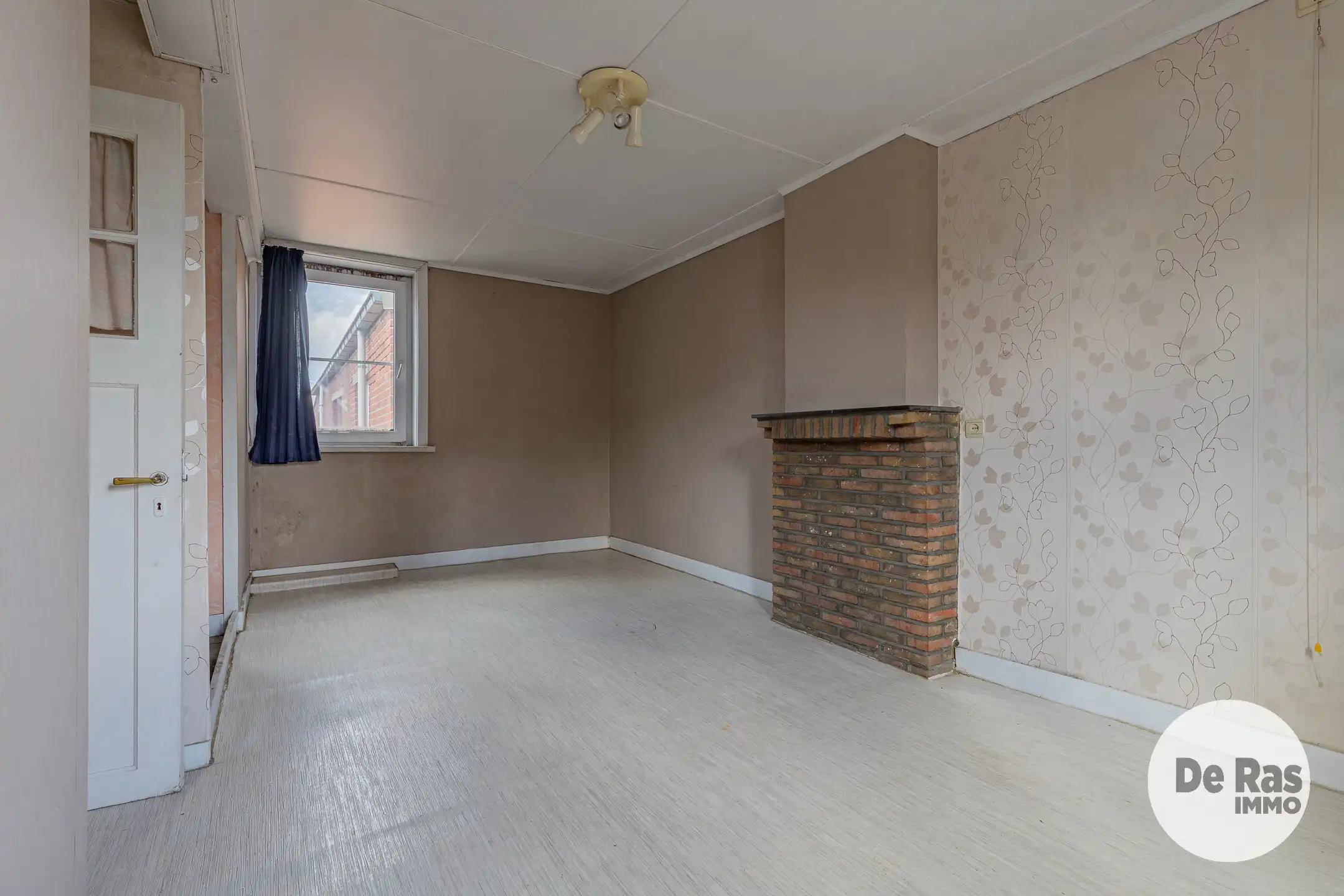 OOSTERZELE - Te renoveren woning met tal van mogelijkheden foto 12