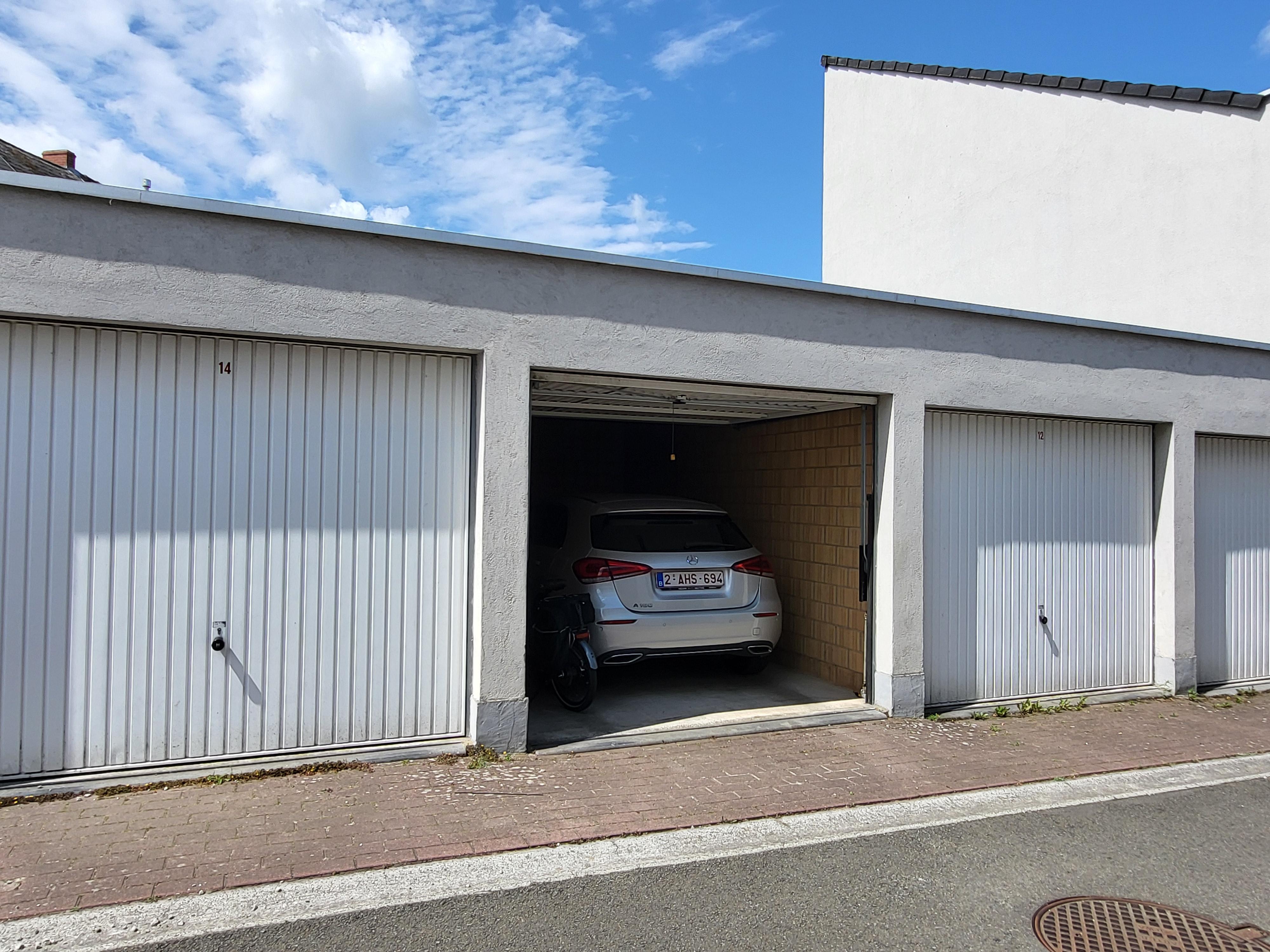 Prachtig onderhouden woning met zonnig tuintje en terras. foto 23