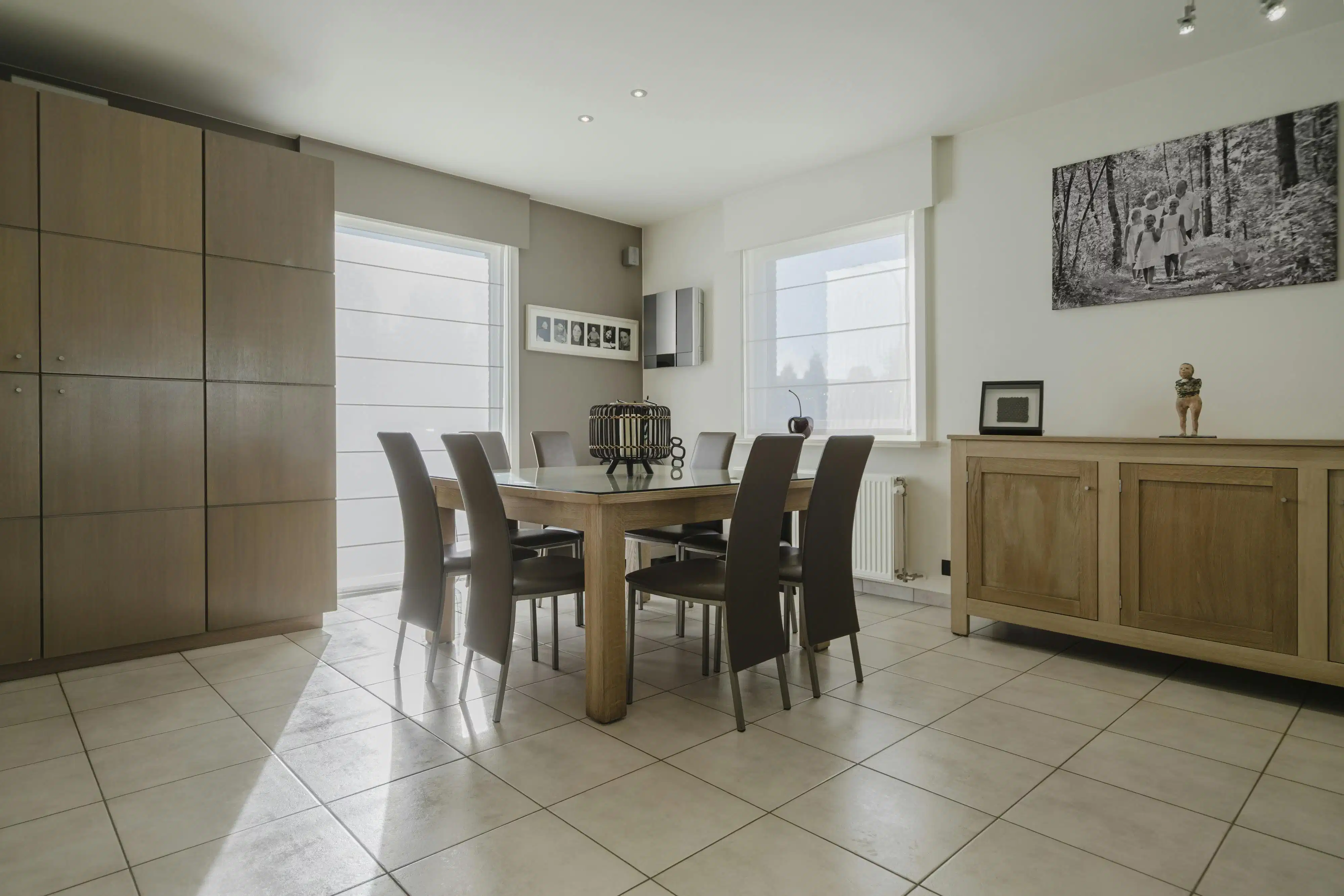 Ruime villa met 6 kamers te koop in Sint-Eloois-Vijve foto 3