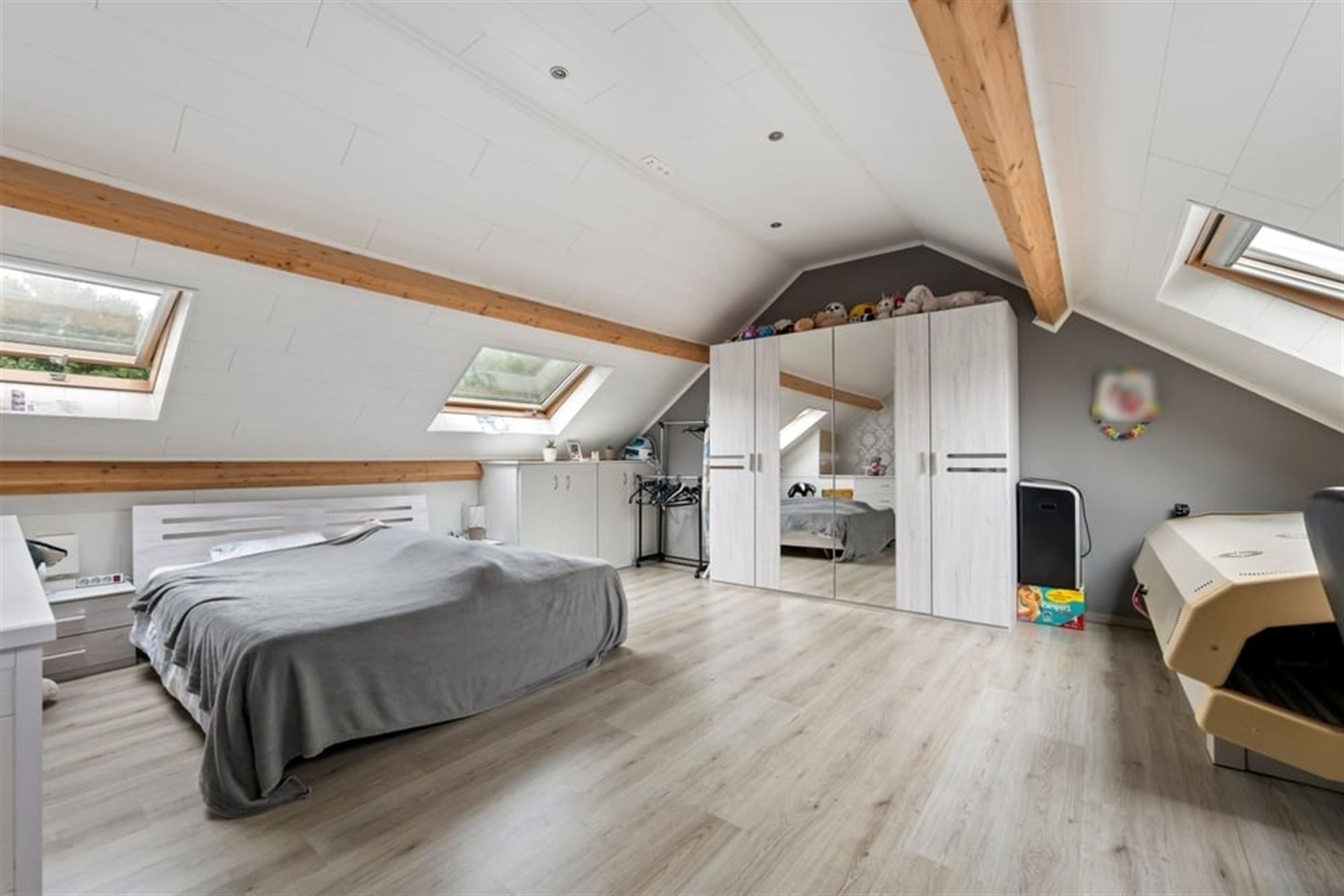 RUIME, INSTAPKLARE OPEN BEBOUWING MET PRACHTIGE TERRASSEN OP EEN RUSTIGE LOCATIE foto 20