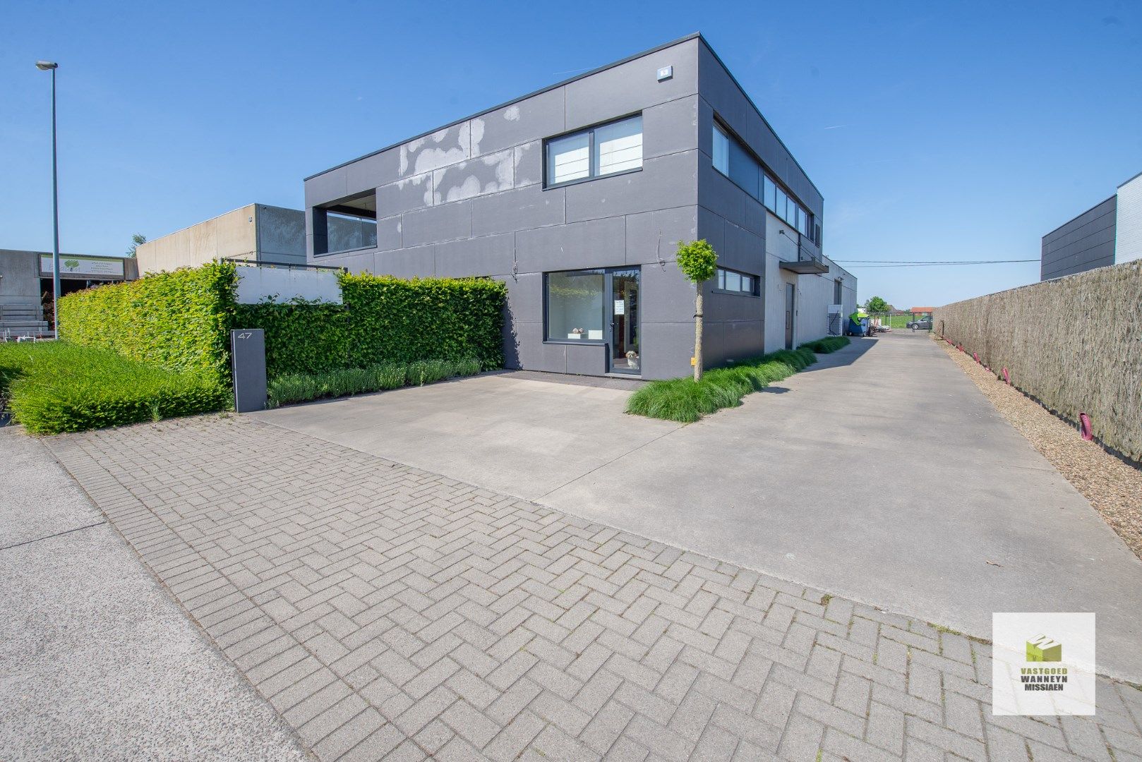 Energiezuinige woning met 4 slaapkamers en loods in Wingene foto 2