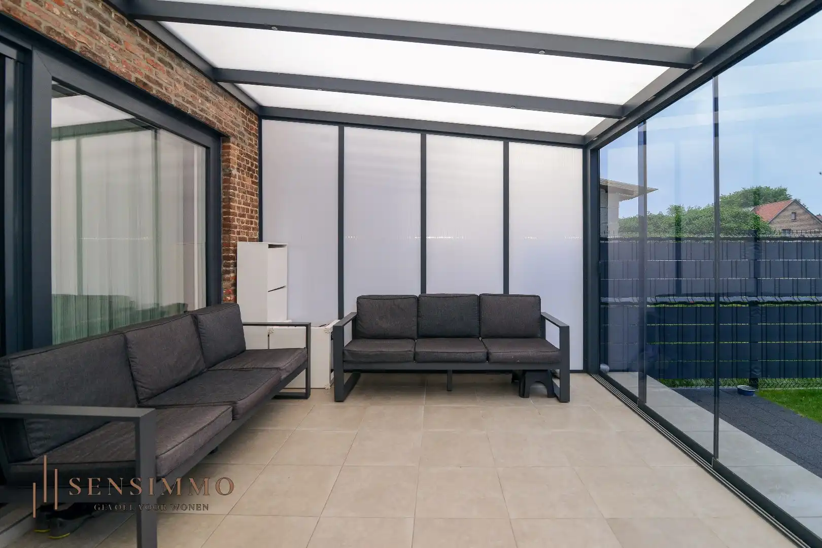 Gerenoveerde halfopen woning met 3 slaapkamers in Genk foto 9