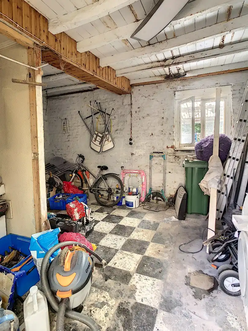 Charmante Te Renoveren Woning met Grote Tuin in Hartje Zoutleeuw  foto 10