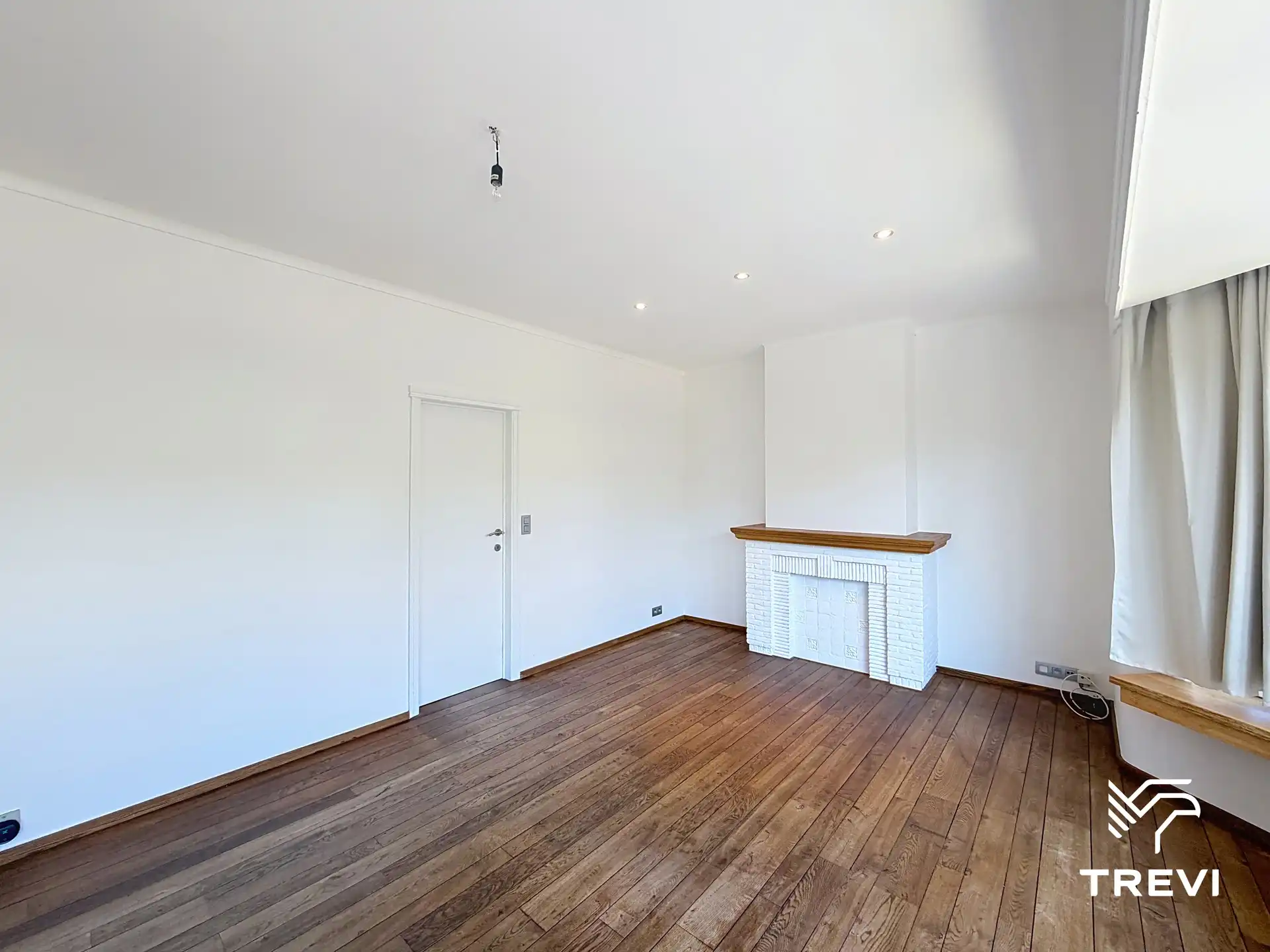 SINT-KATELIJNE – Appartement met 1 slaapkamer + bureau! foto 3