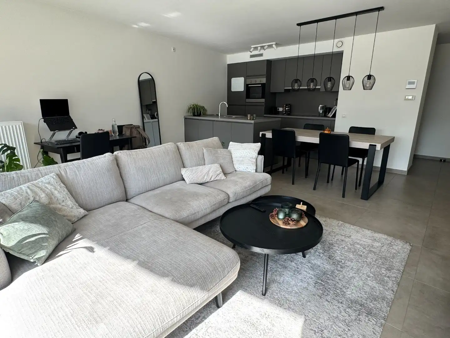 Te Koop: Instapklaar, recent appartement met parkeerplaats op topligging in centrum Waregem!  foto 6