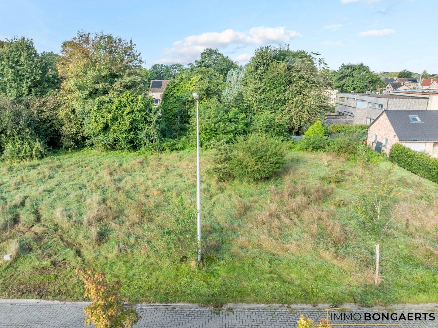 Halfopen bouwgrond op een rustige locatie foto 5