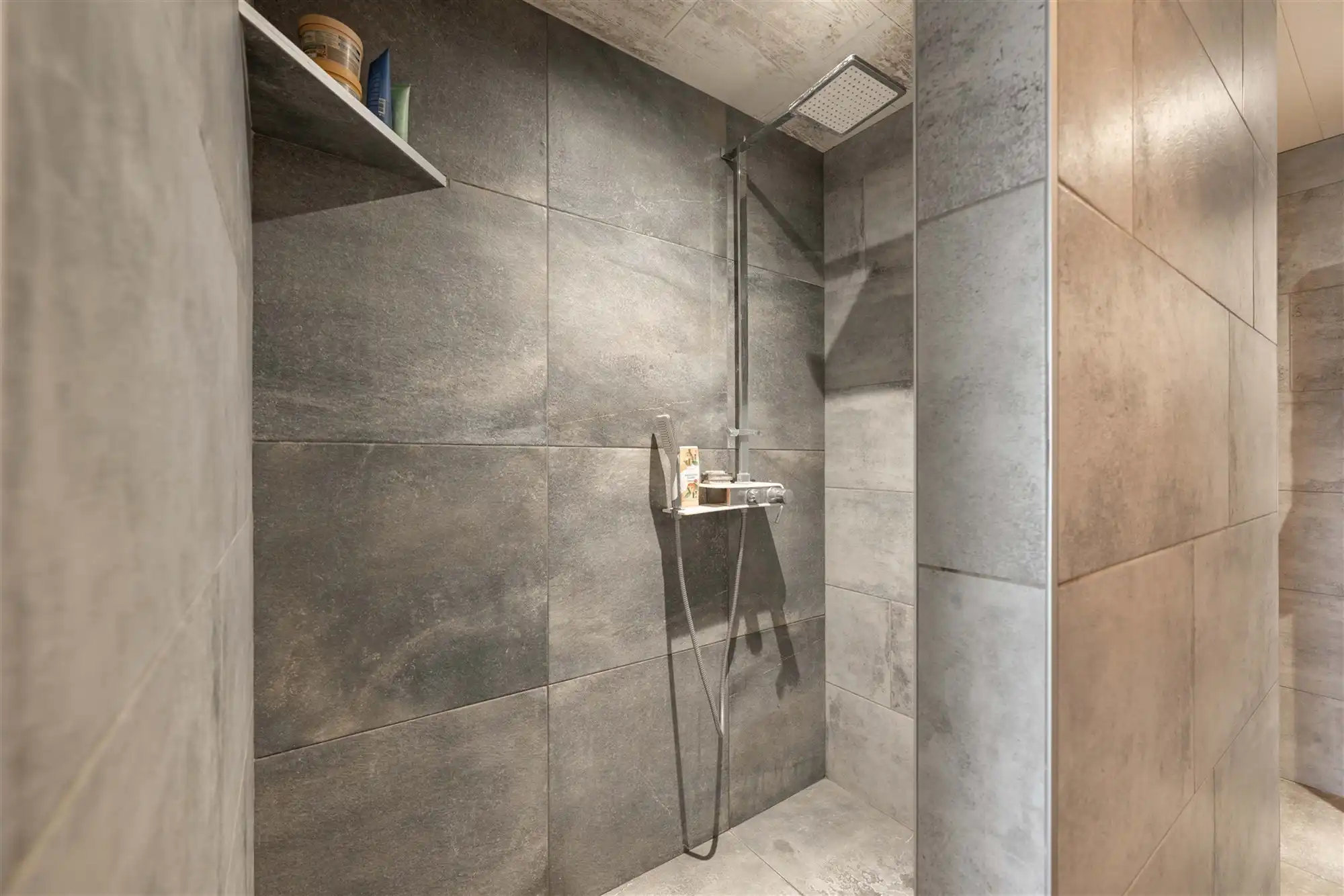 Energiezuinige halfopen woning te Dentergem foto 16