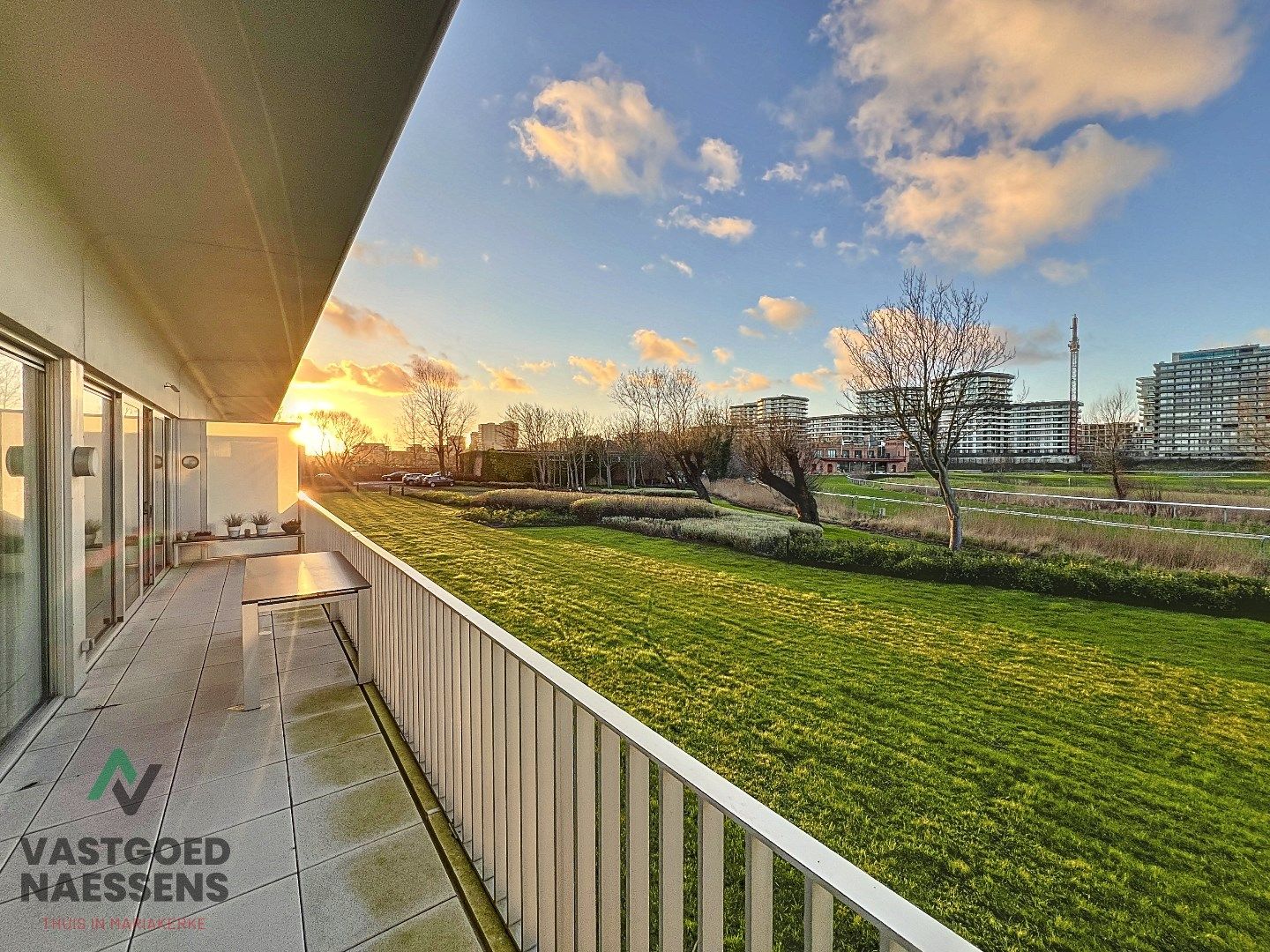 SCHITTEREND 1 SLPK AP MET ZICHT OP GOLF EN ZONNIG TERRAS foto 15