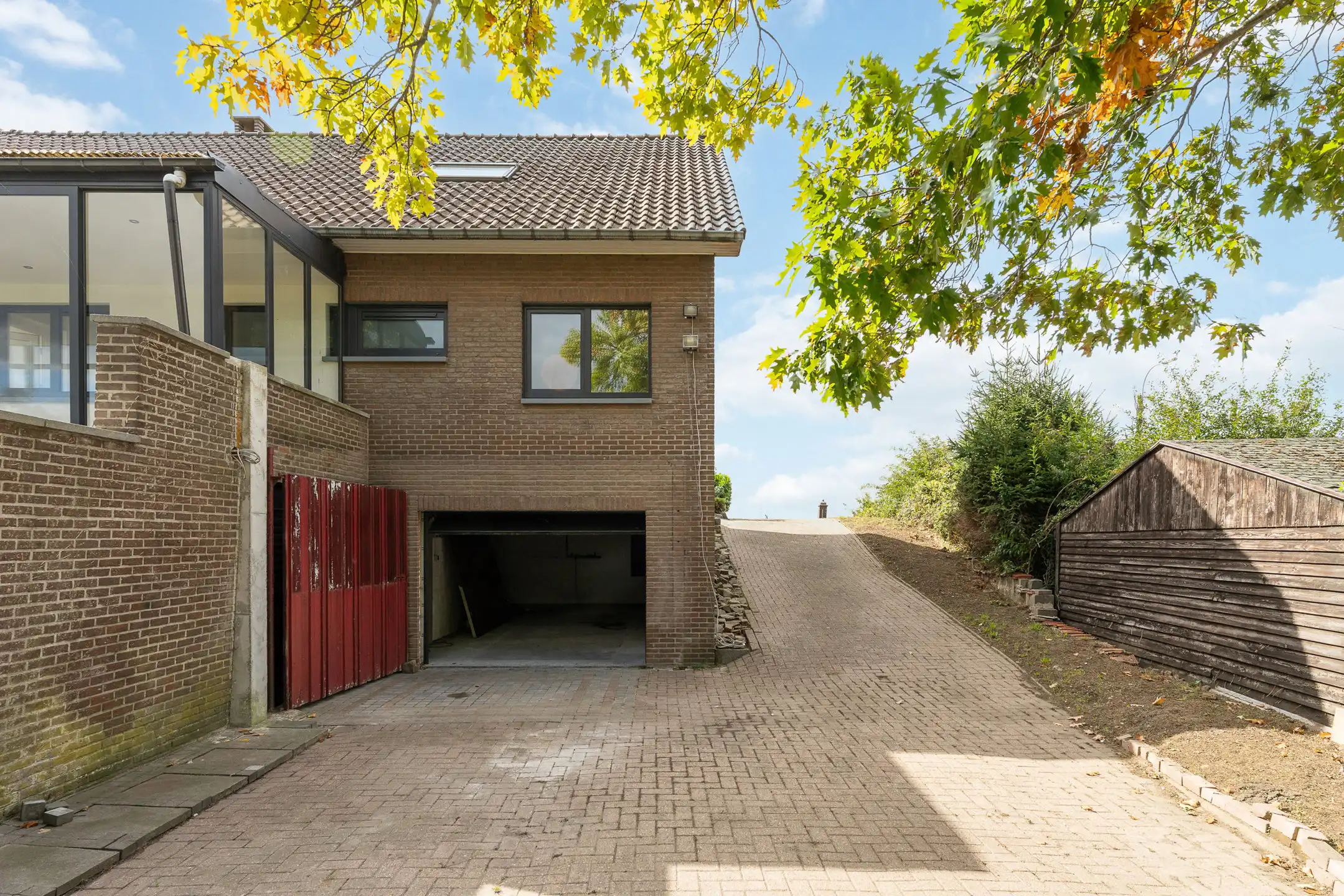Recent gerenoveerde 4-gevelwoning te Riemst foto 26