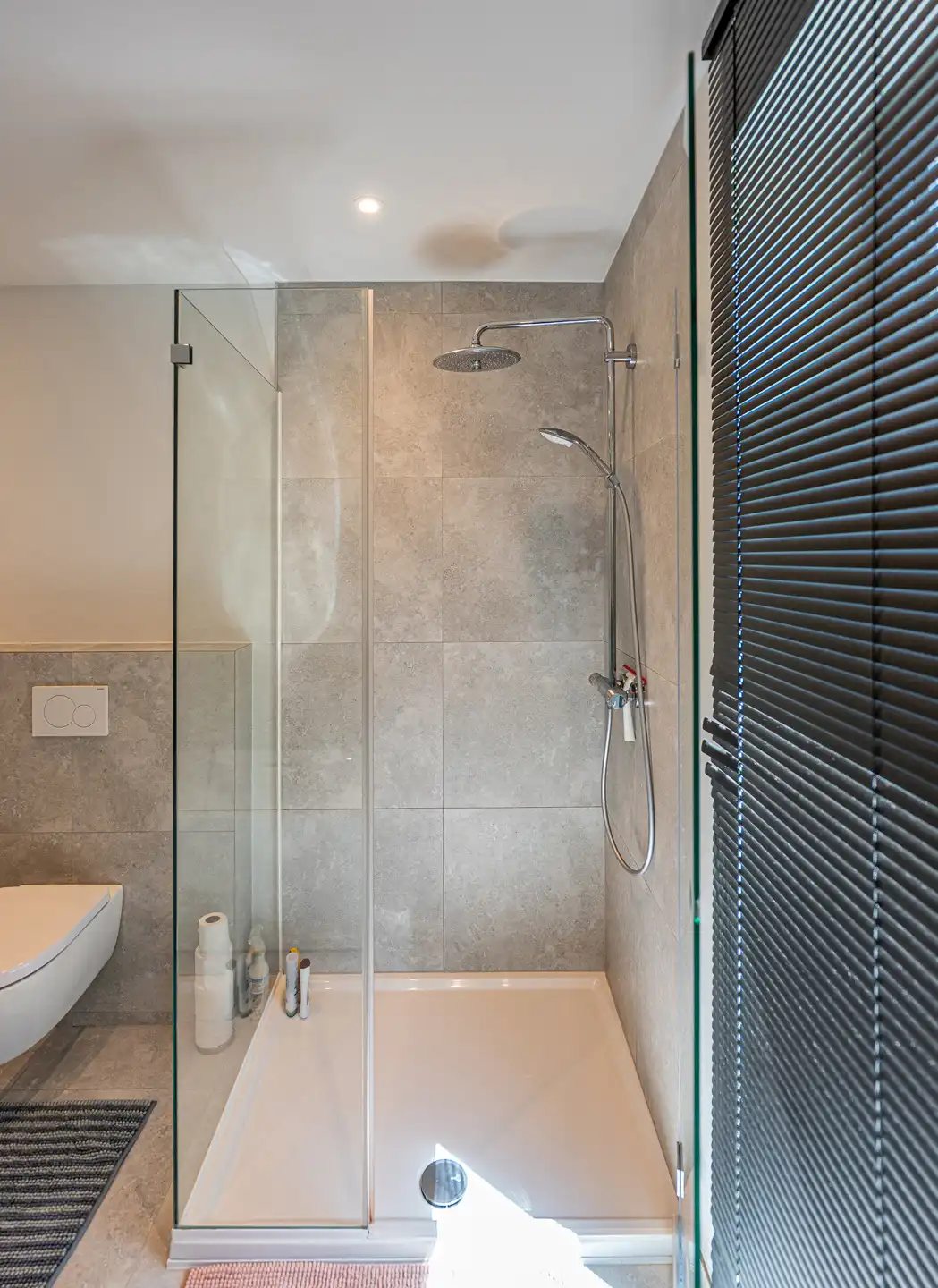 Moderne woning met 3 slaapkamers foto 18