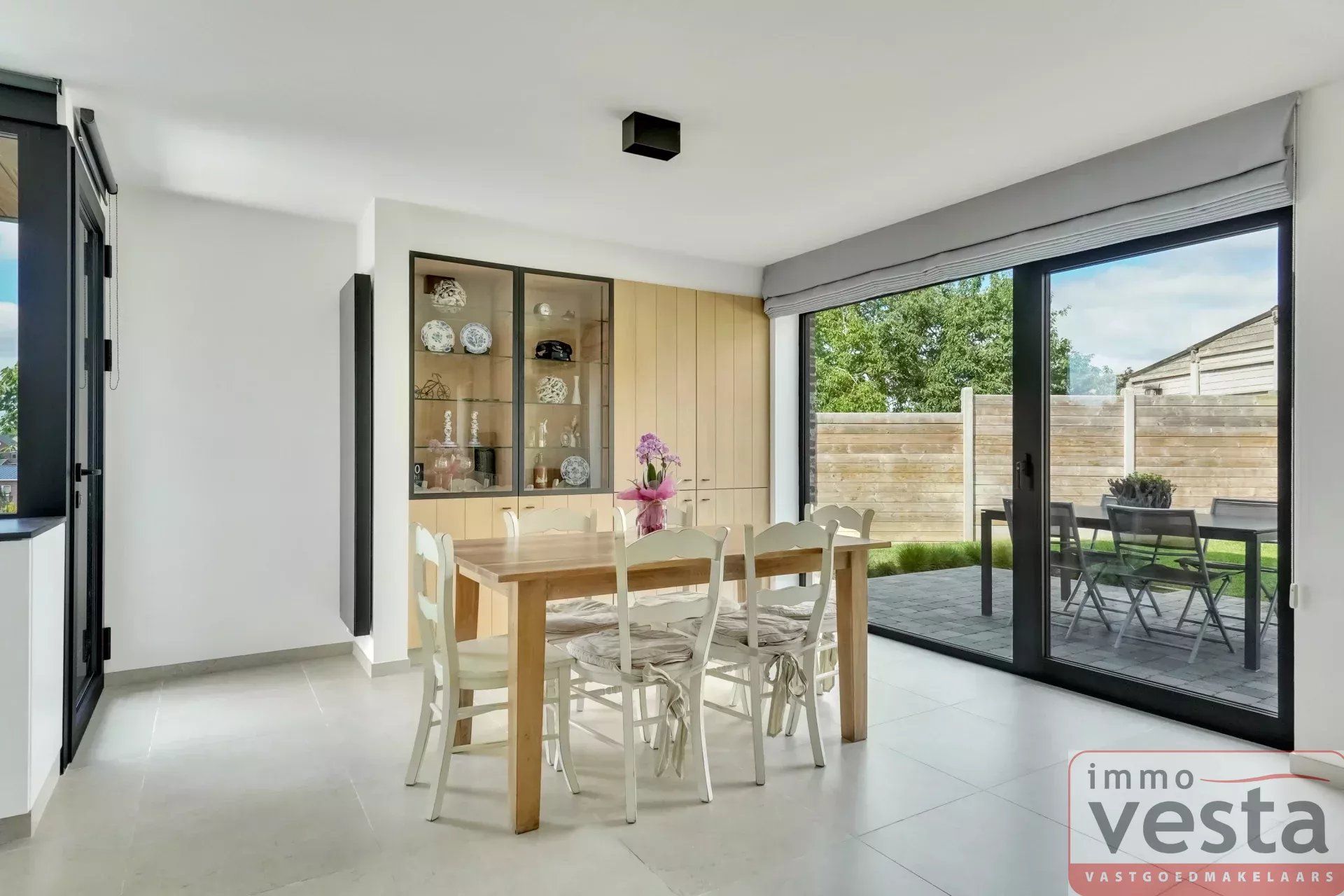 moderne, landelijk gelegen villa foto 22