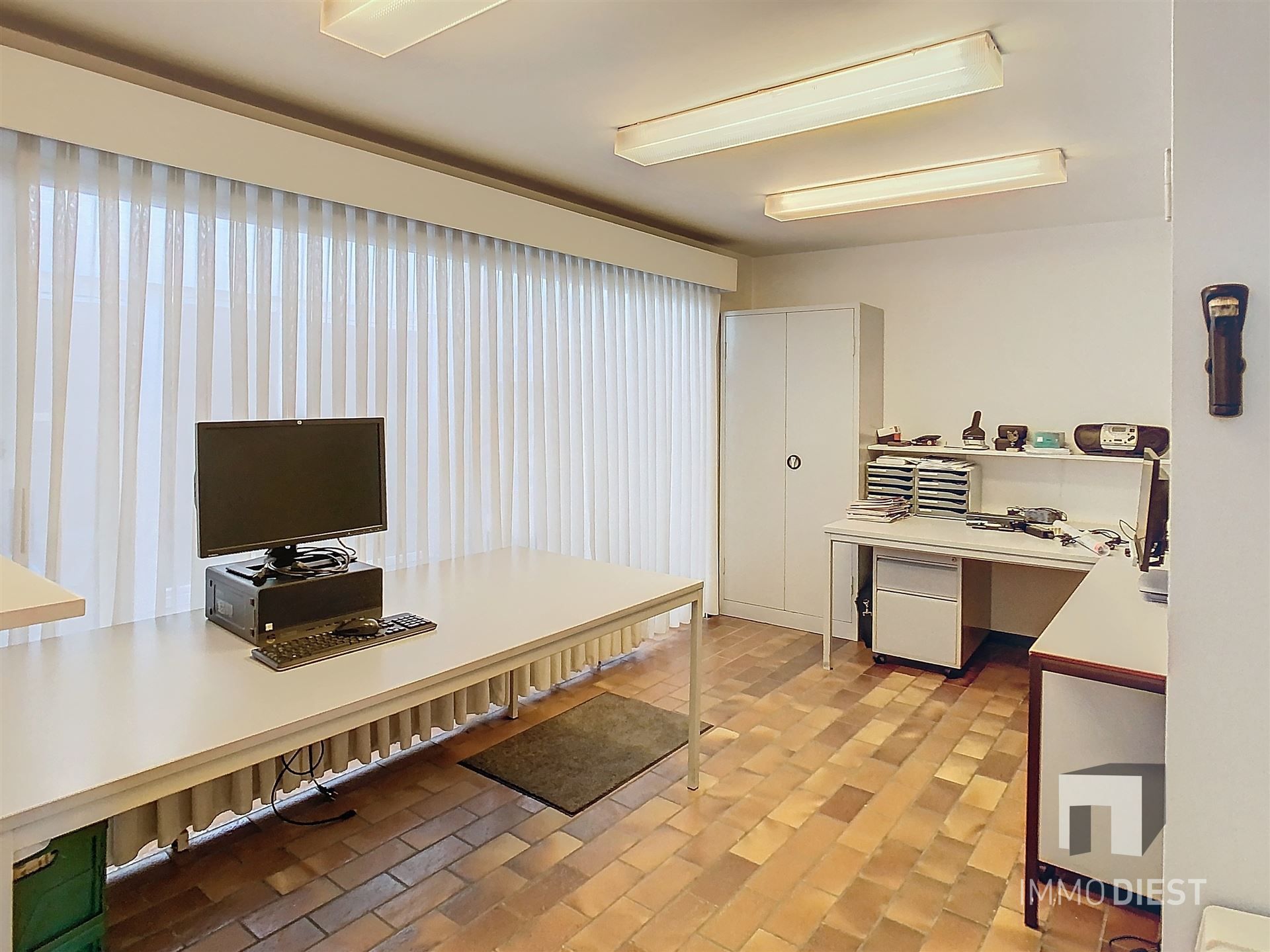 2 Handelspanden met verbinding samen 250m2 foto 17