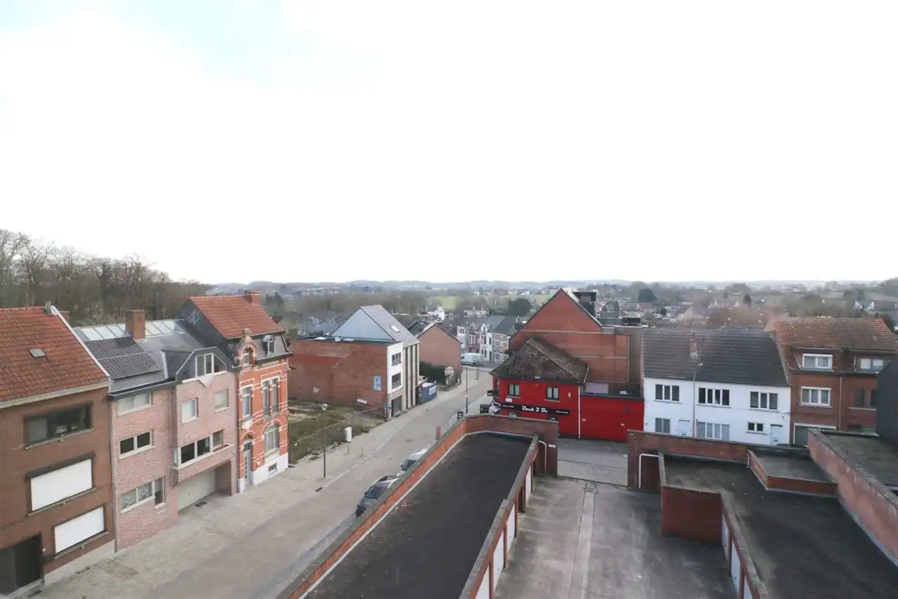 Prachtig en centraal gelegen studio in verzorgde residentie, met autostaanplaats foto 10